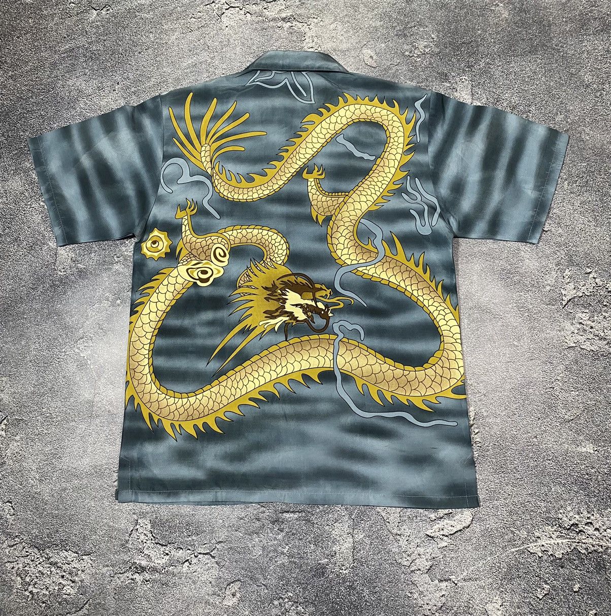 Anime × Japanese Brand × Vintage Vintage JAPANESE DEAGON shirt Size US L / EU 52-54 / 3 - 2 Thumbnail