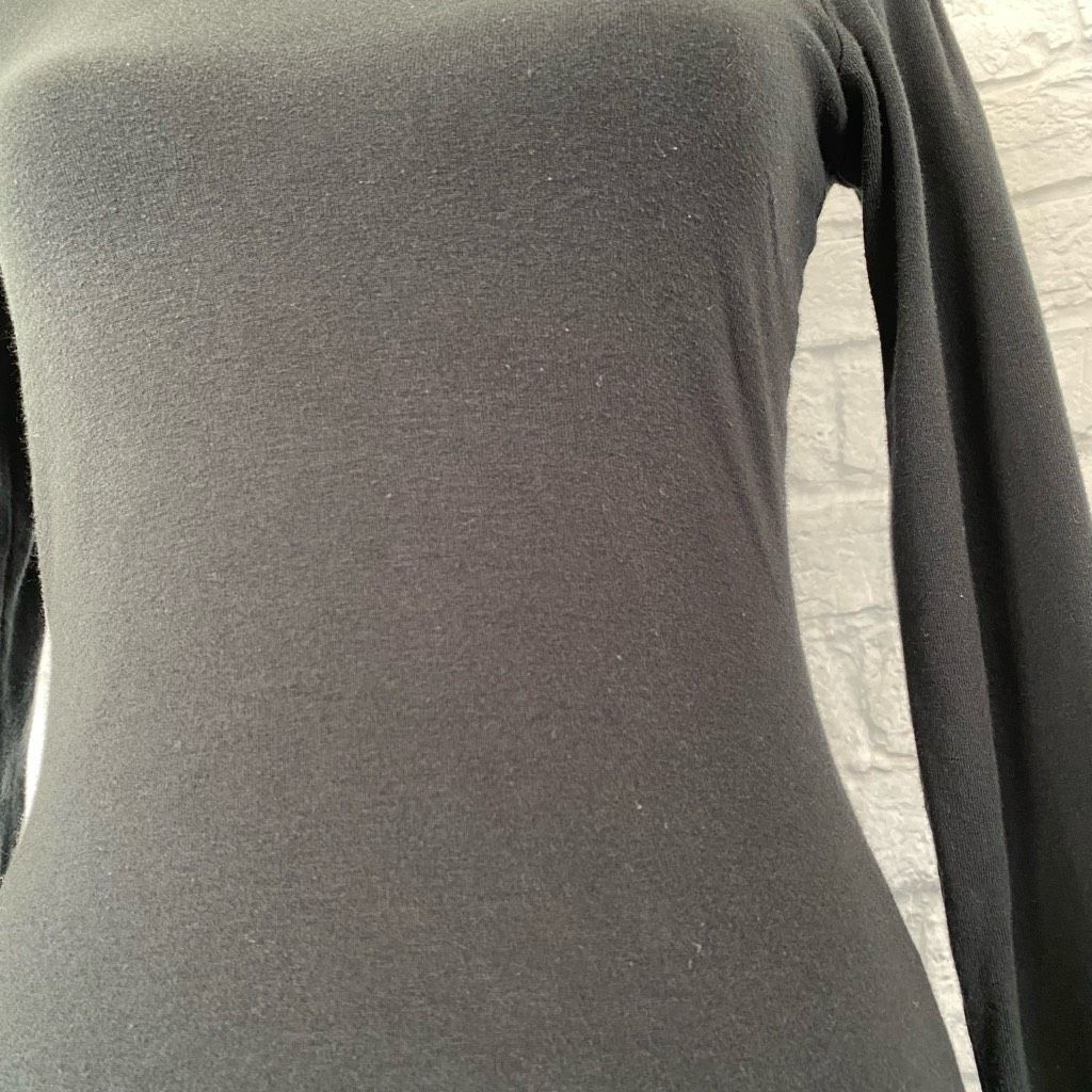 Other Women scoopneck Longsleeve black top w/studded Love on front Size S / US 4 / IT 40 - 5 Thumbnail