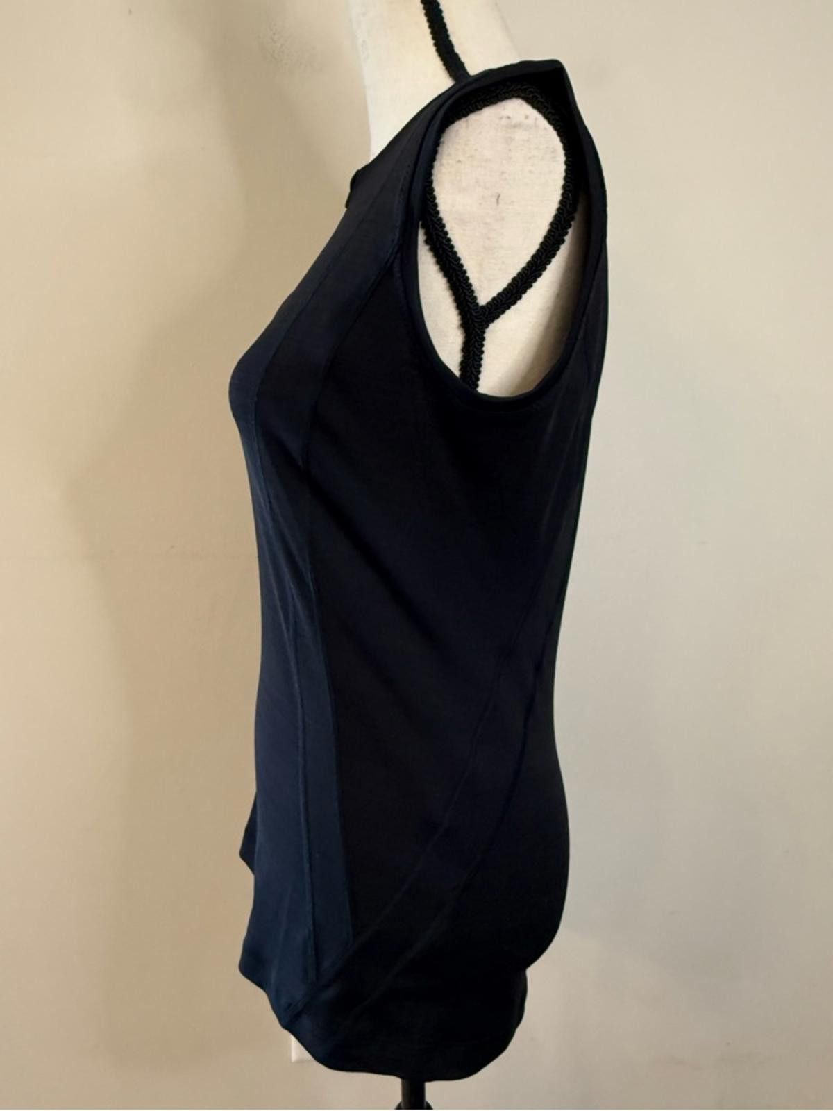 Other Athleta black sporty tank top zippered pocket SZ SM Size S / US 4 / IT 40 - 3 Thumbnail