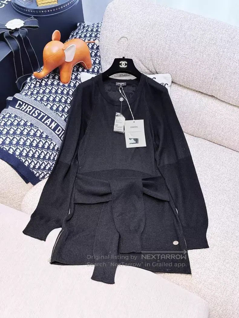 Chanel Chanel 16K black strap cashmere long-sleeved knitted dress Size S / US 4 / IT 40 - 2 Thumbnail