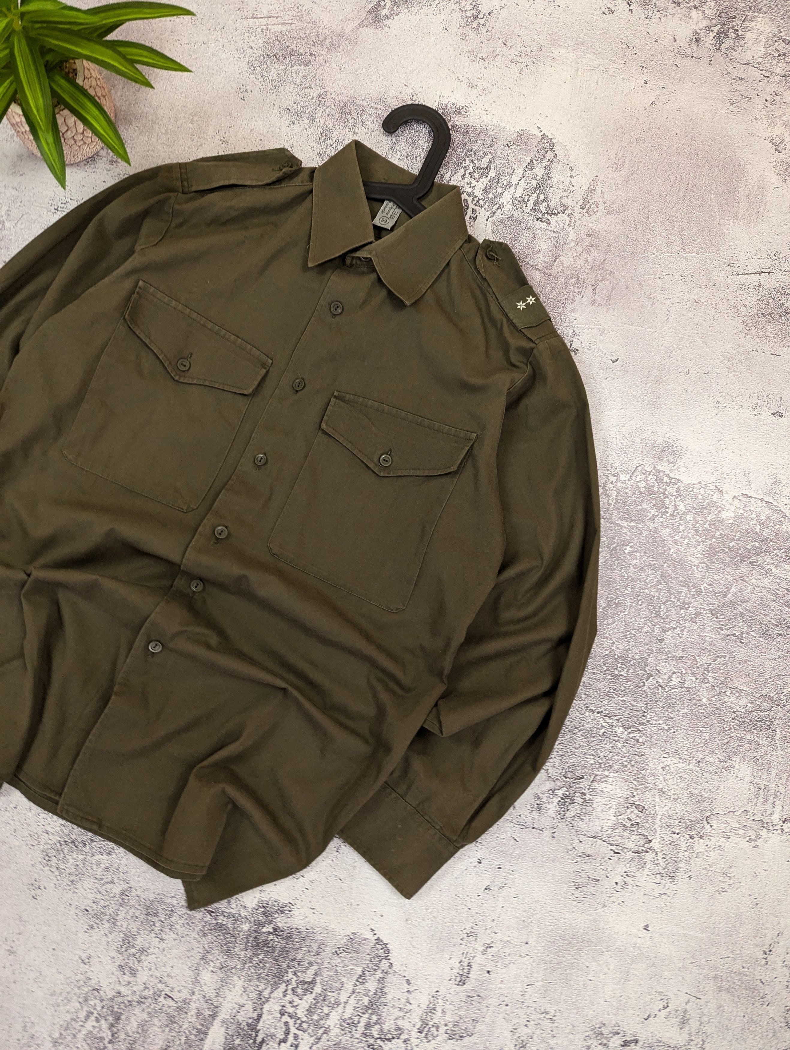 Vintage Vintage 1985 Austrian Army Shirt M/L Size US M / EU 48-50 / 2 - 7 Thumbnail