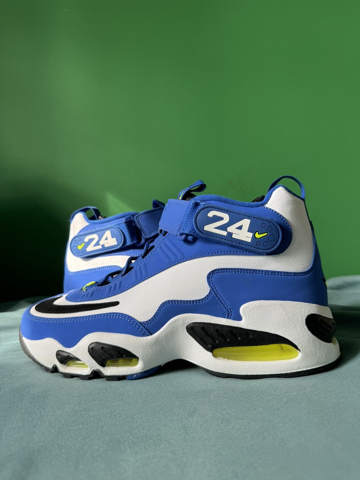 image of Nike Air Griffey Max 1 Varsity Royal 2021 Shoes in Blue, Men's (Size 10.5)