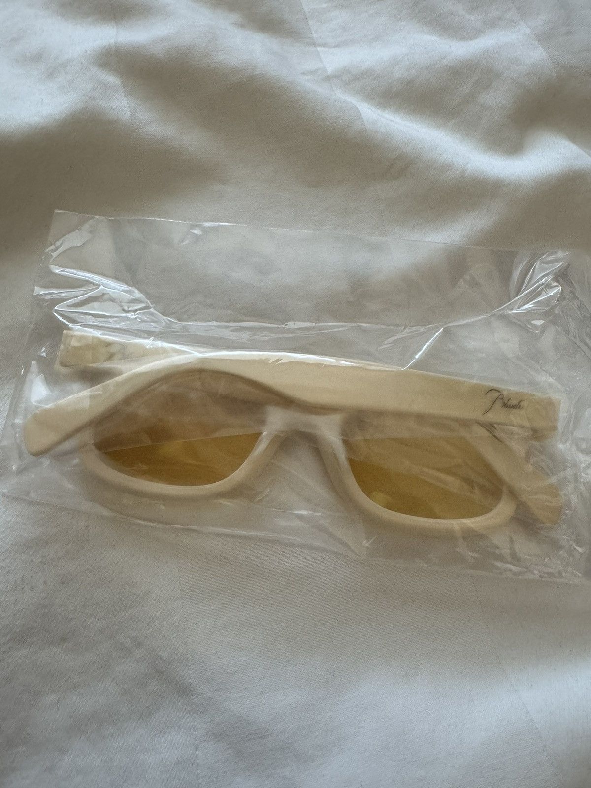 Rhude White & Yellow Sun Ray Sunglasses Size OS Size ONE SIZE - 5 Thumbnail