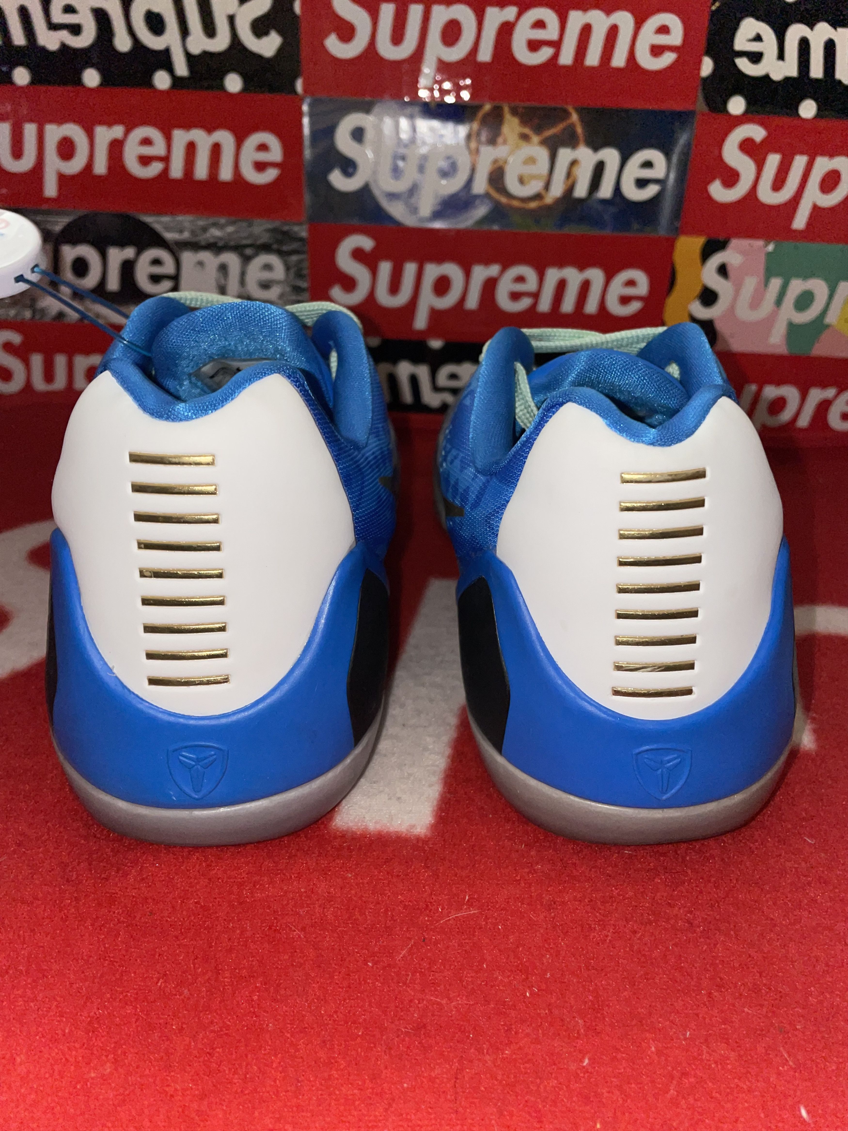 Nike Nike Kobe 9 EM Low Hyper Cobalt 646701-414 size 10 VNDS Size US 10 / EU 43 - 3 Thumbnail