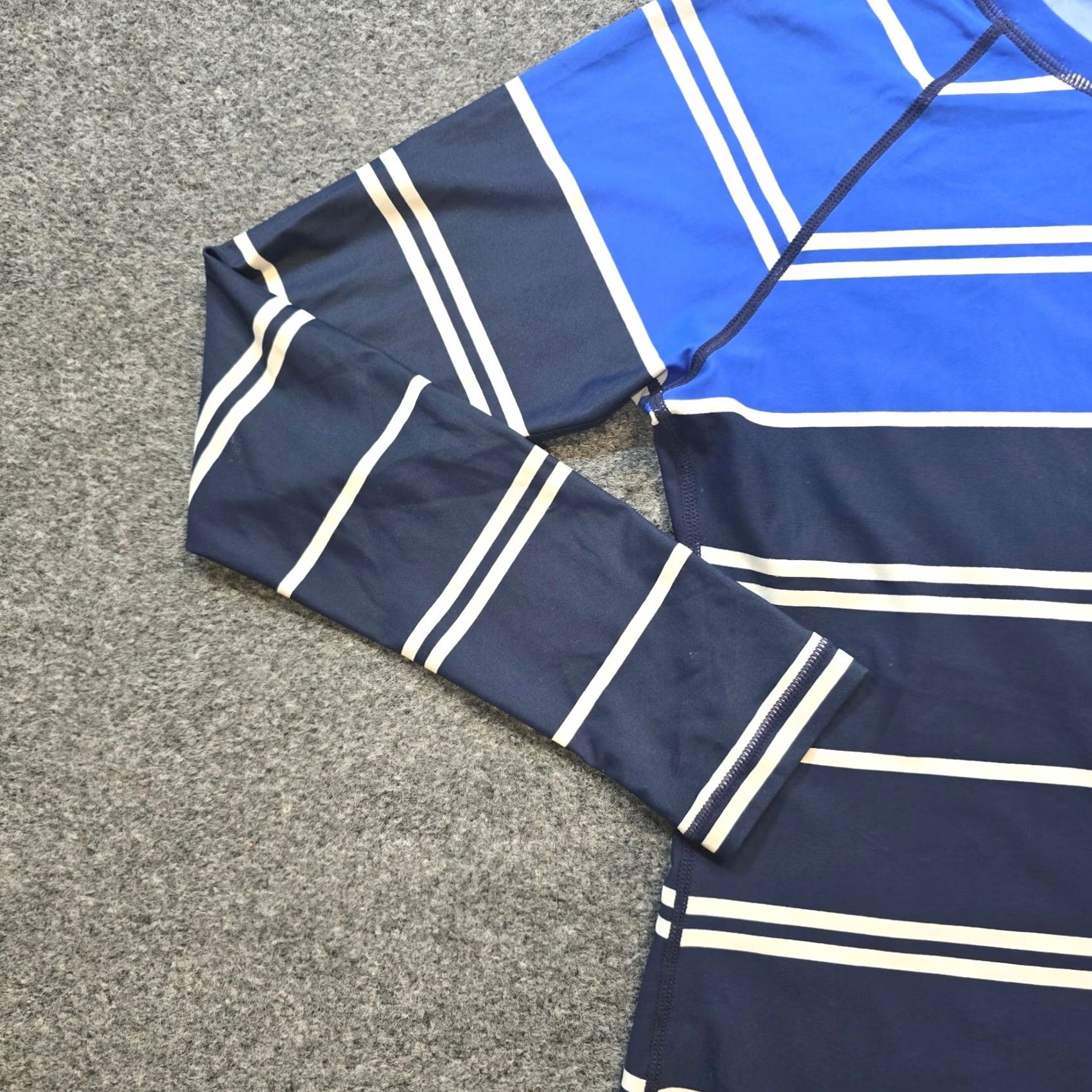 Athleta Athleta Top Womens Small Blue White Striped Nylon Stretch Performance Workout Shirt Blouse Knit Dressy? Size S / US 4 / IT 40 - 4 Thumbnail