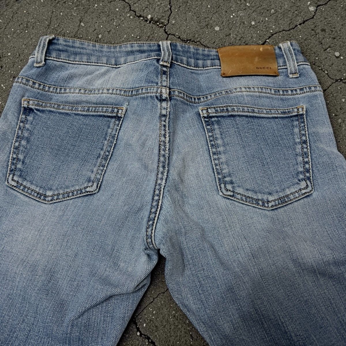 Gucci Gucci Washed Denim Slim Fit Jeans Size 28" / US 6 / IT 42 - 3 Thumbnail