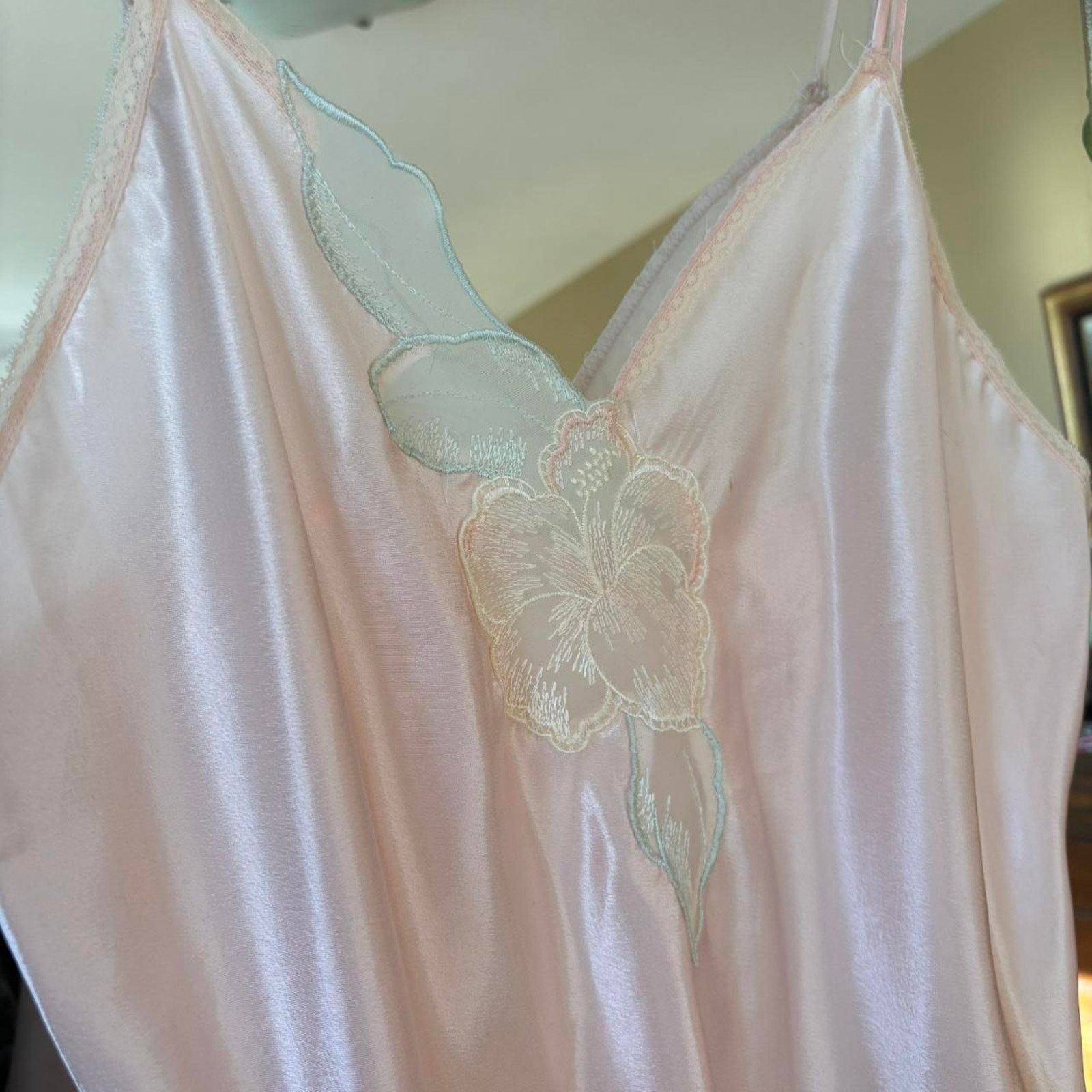 Other Vintage Hibiscus Pink Satin Mini Slip Lace Trim 90s Y2K Size S / US 4 / IT 40 - 4 Thumbnail