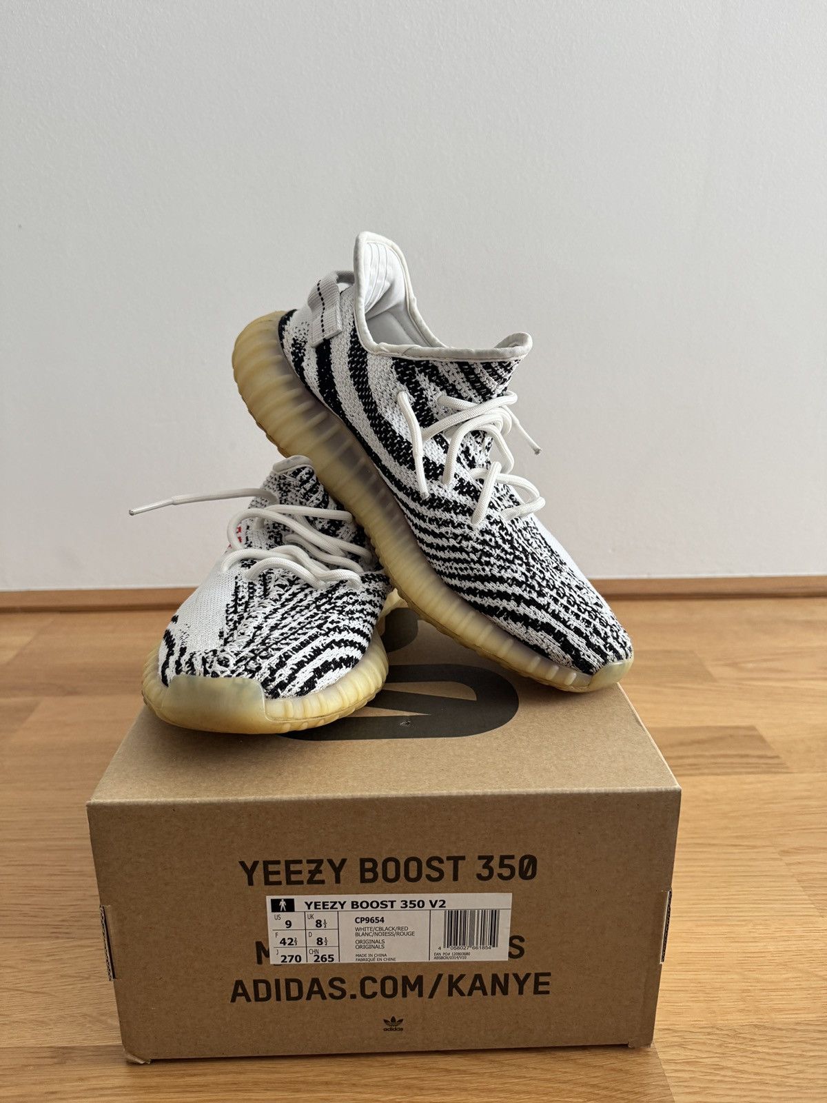 Adidas × Yeezy adidas Yeezy Boost 350 V2 Zebra Size US 9 / EU 42 - 6 Thumbnail