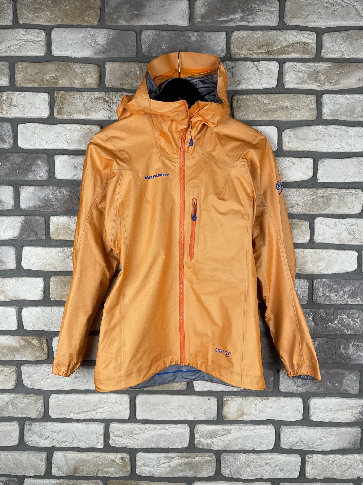 Goretex × Mammut Very rare mammut eiger extreme gore-tex jacket Size S / US 4 / IT 40 - 1 Thumbnail