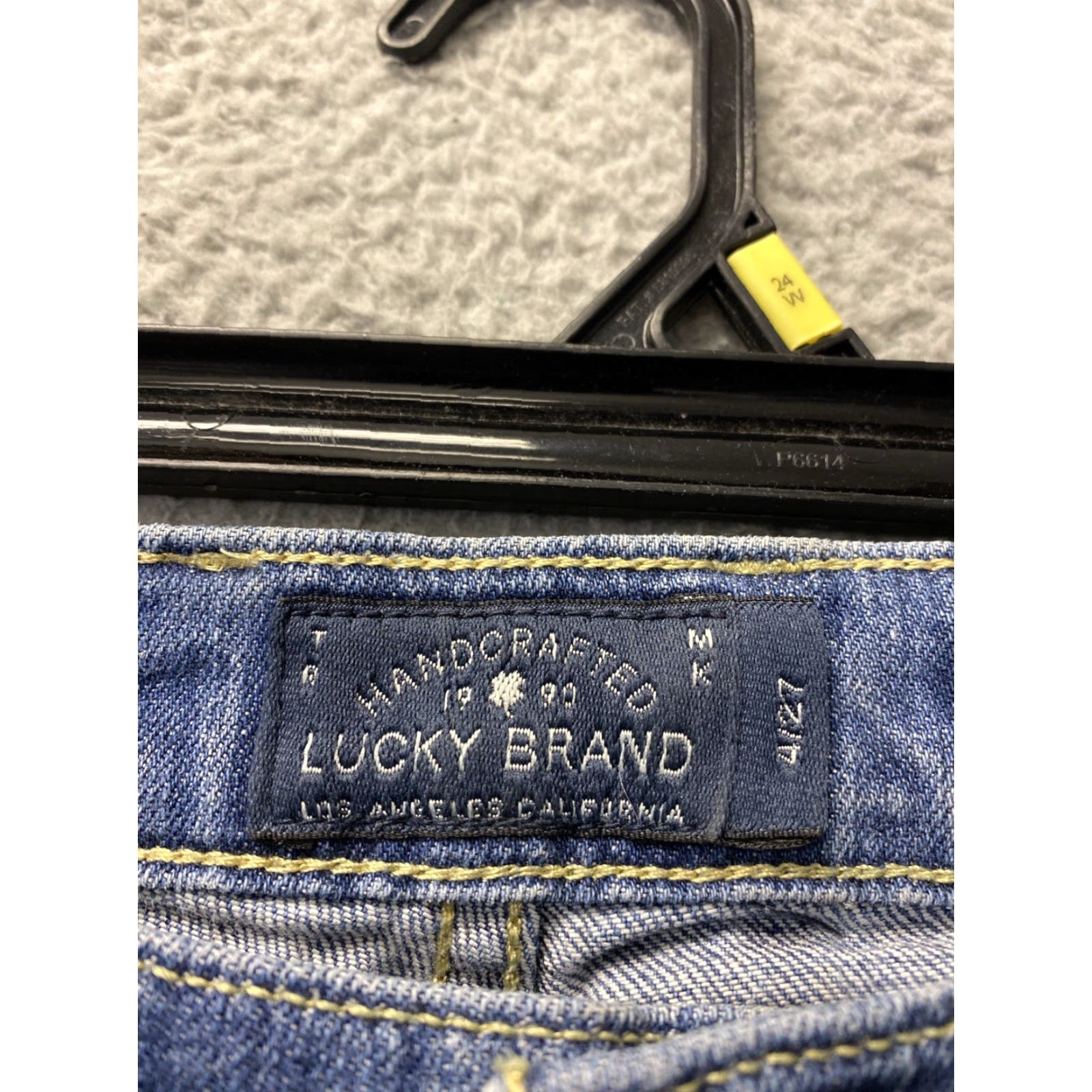 Lucky Brand VINTAGE Lucky Brand Jeans Denim Capri Crop Women Juniors Medium Blue Slim Tapered 23.5 Inseam Size 24" / US 00 / IT 34 - 5 Thumbnail