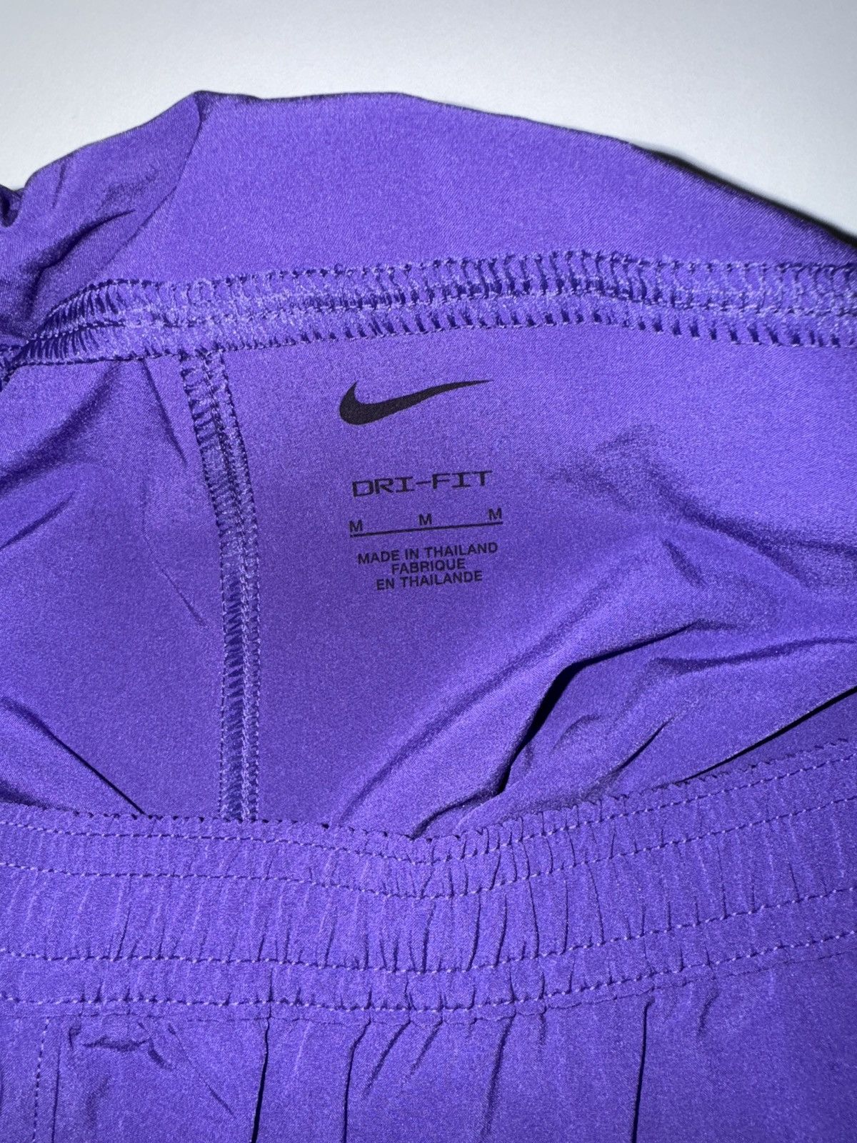 Nike Nike womens running shorts Size 28" / US 6 / IT 42 - 3 Thumbnail