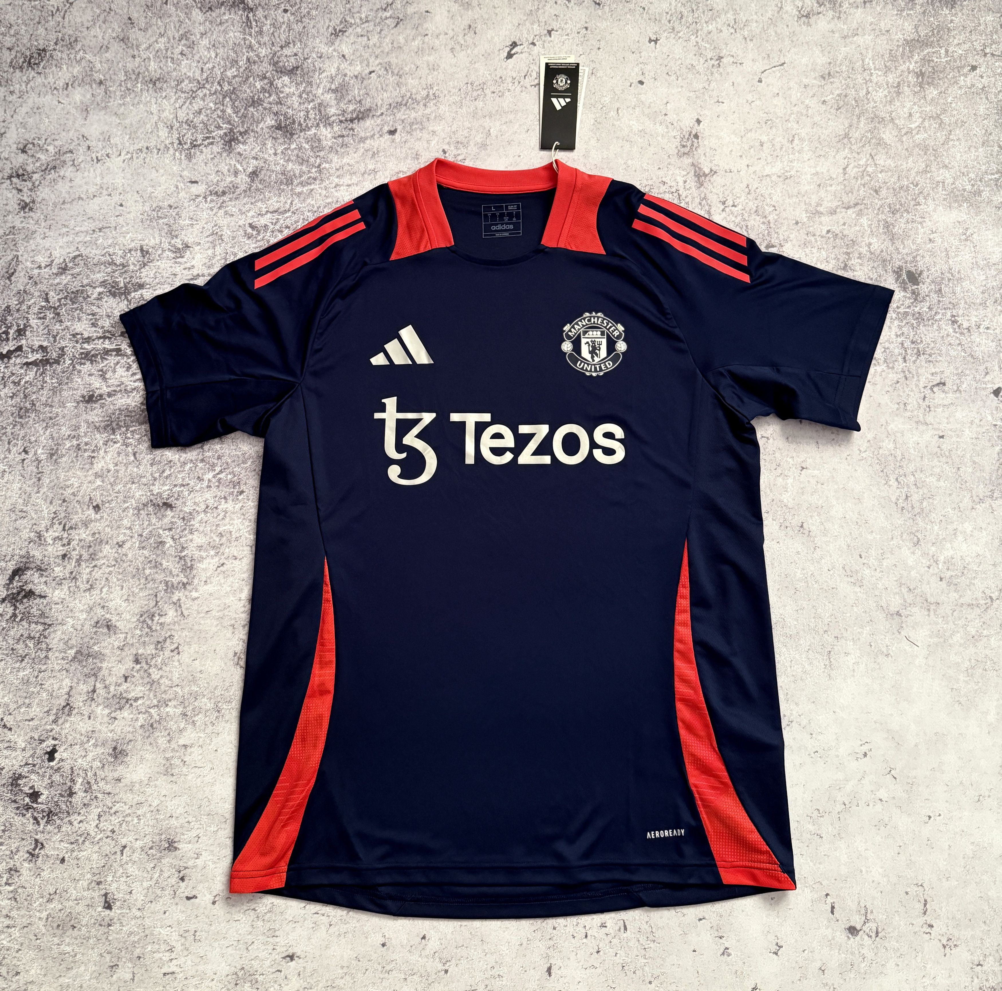 Adidas MANCHESTER UNITED TIRO 2024 TRAINING JERSEY it2010 Size US L / EU 52-54 / 3 - 1 Thumbnail