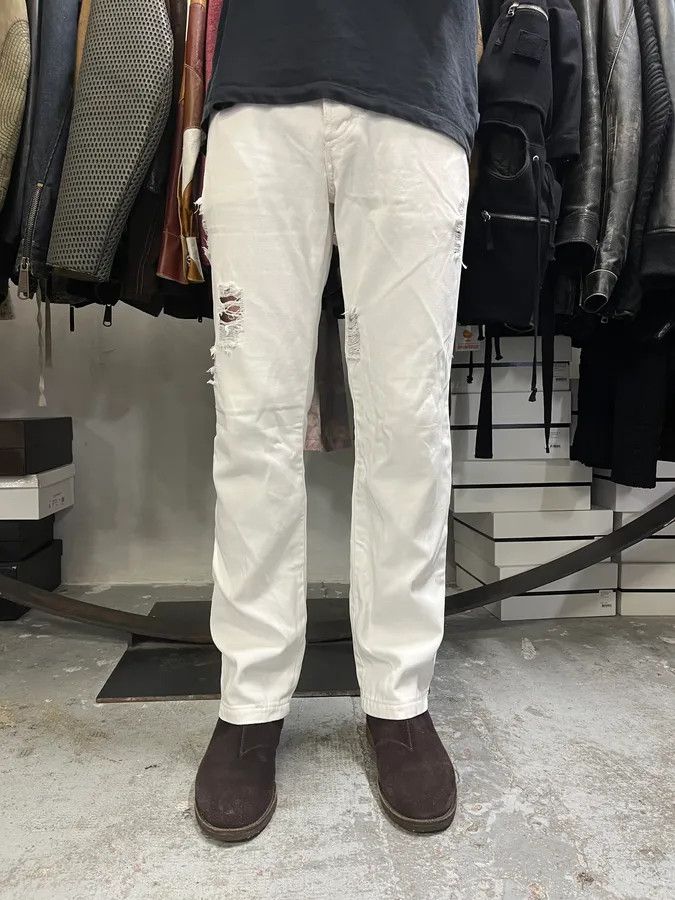 Designer × Dolce & Gabbana × Vintage AW2003 Dolce & Gabbana White Distressed Pants Size US 31 - 2 Thumbnail