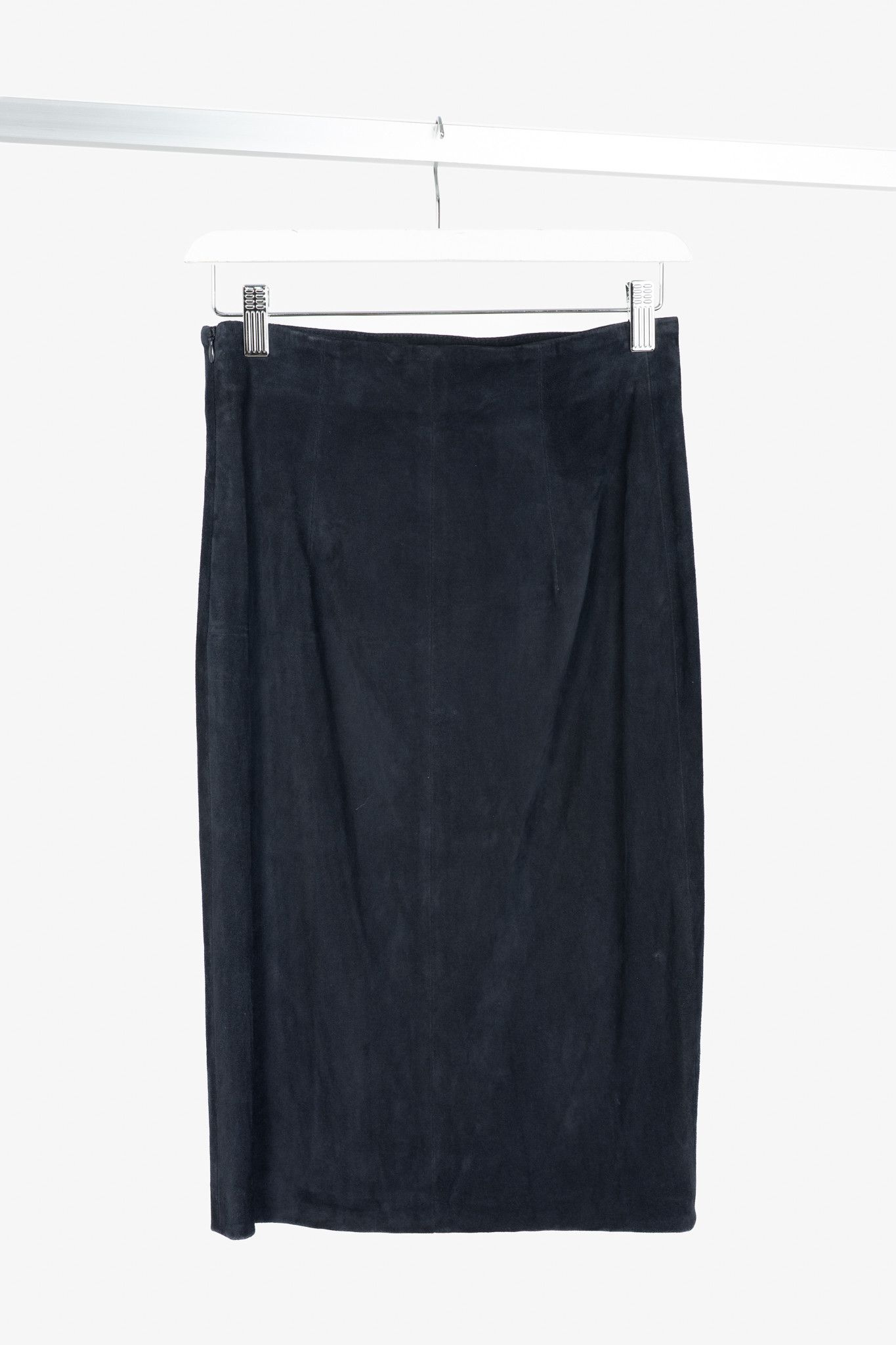 Brunello Cucinelli Brunello Cucinelli AW/16 Navy Suede Pencil Skirt Size 27" / US 4 / IT 40 - 2 Thumbnail