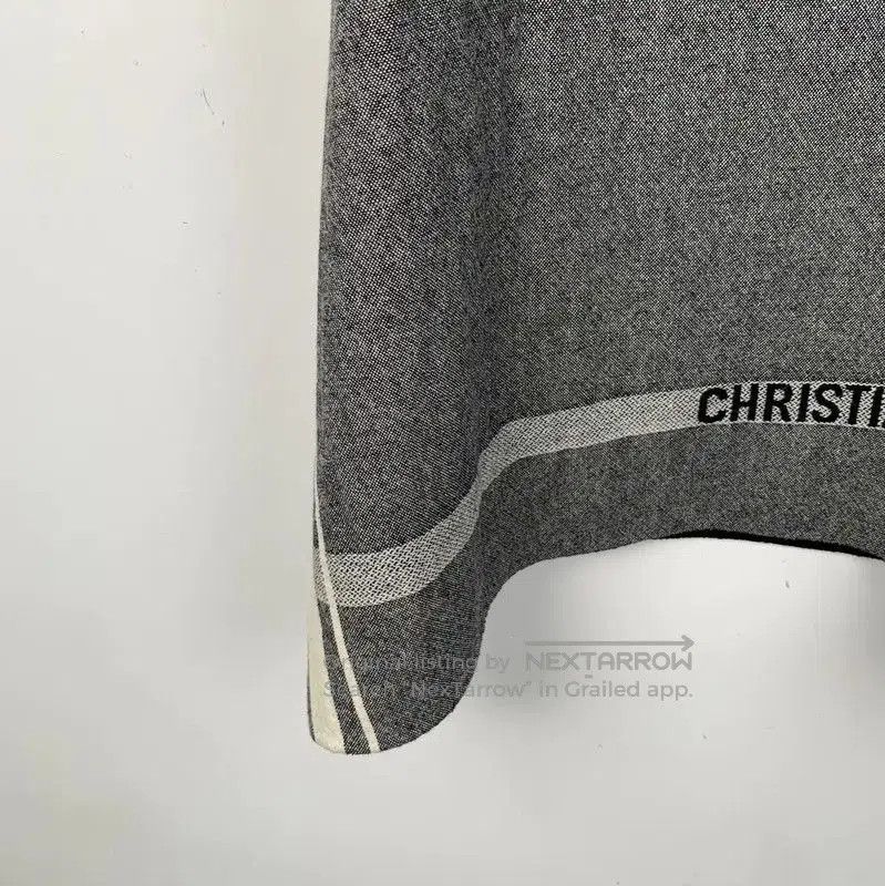 Dior Dior Women's Gray Wool Coat, Size S . Size S / US 4 / IT 40 - 4 Thumbnail