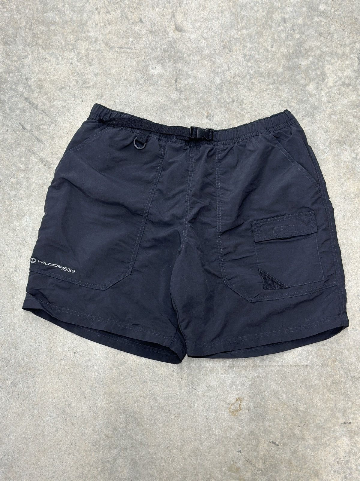 Eddie Bauer Eddie Bauer Nylon Cargo Shorts Size US 36 / EU 52 - 1 Thumbnail