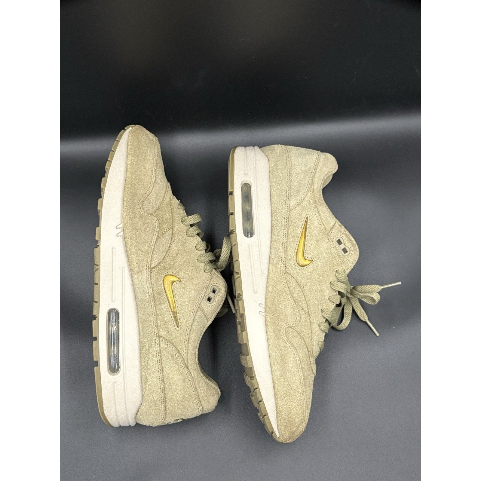 Nike Nike Air Max 1 Jewel Men's Size 11 Neutral Olive Suede918354 Size US 10 / EU 43 - 8 Thumbnail