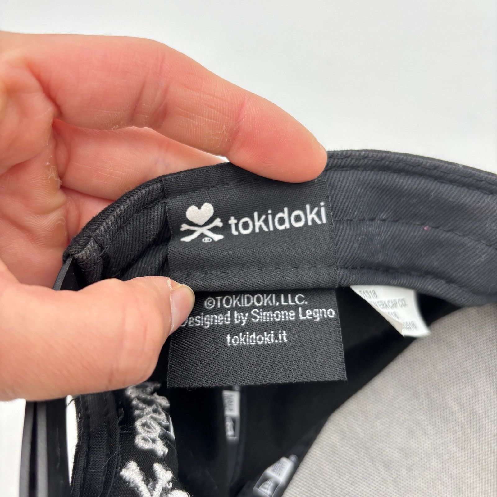 New Era × tokidoki Rare Tokidoki Godzilla Kaiju Burger Snapback Hat Women's OS Size ONE SIZE - 11 Thumbnail