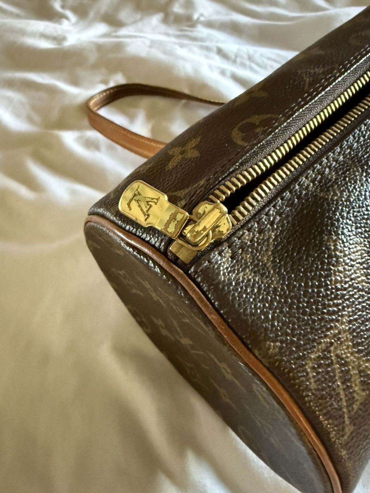 Louis Vuitton Louis Vuitton Monogram Canvas Papillion 26 Size ONE SIZE - 5 Thumbnail