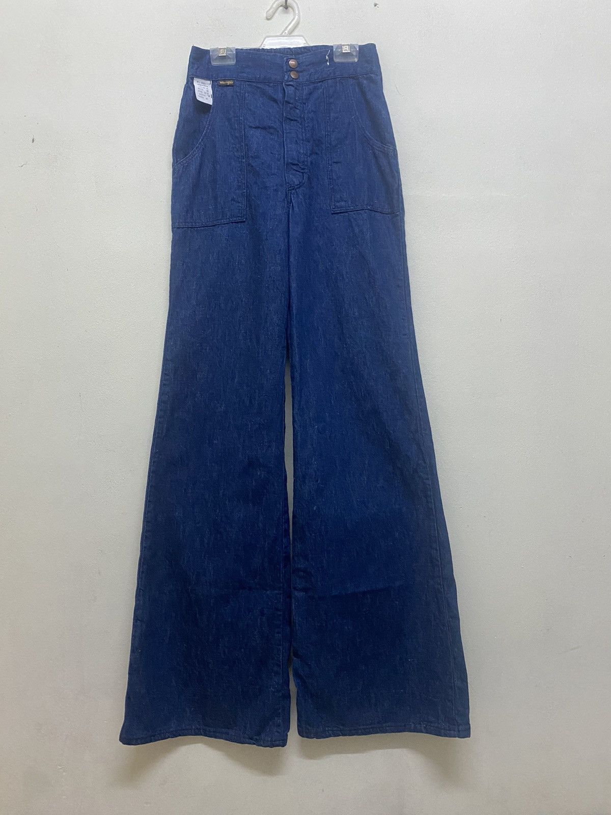 Vintage Vintage 70’s Wrangler Flared Bell Bottom Jeans Size 26" / US 2 / IT 38 - 1 Thumbnail