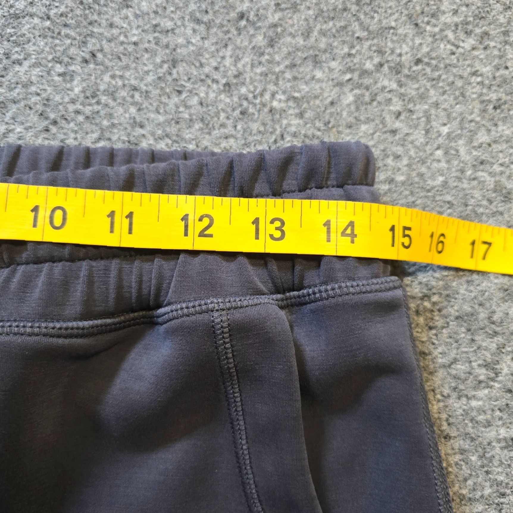 Bailey 44 Bailey 44 Pants Womens Size Small Gray Joggers Pull On Sweatpants Lounge Casual Regular Tapered Inseam 27 in Front Type: Flat Front Size 28" / US 6 / IT 42 - 5 Thumbnail