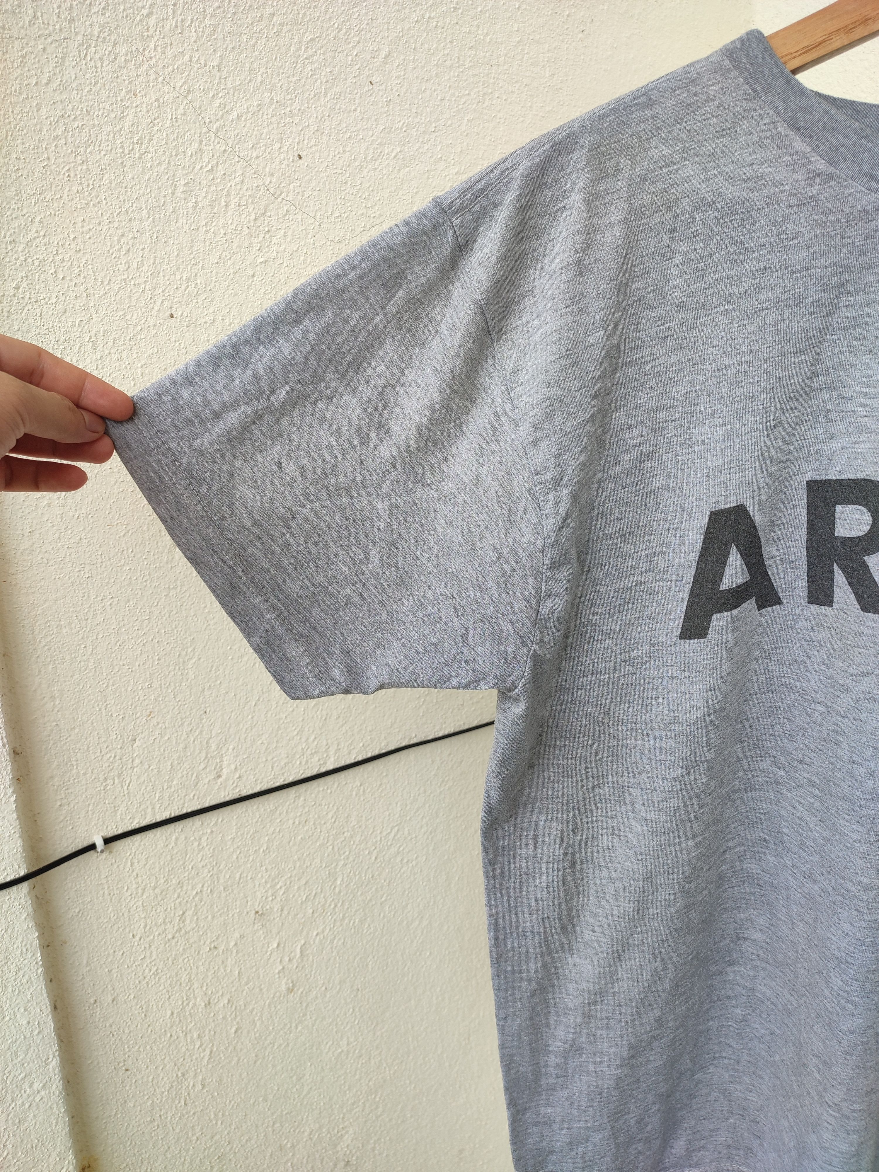 Other Vintage Army Big Logo Tee Size US L / EU 52-54 / 3 - 4 Thumbnail