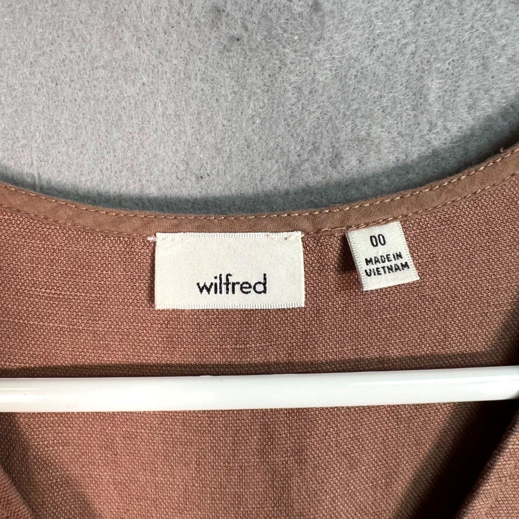 Vintage Wilfred Jumpsuit Womens 00 Brown Lyocell & Linen Blend V-Neck Size 24" / US 00 / IT 34 - 3 Thumbnail