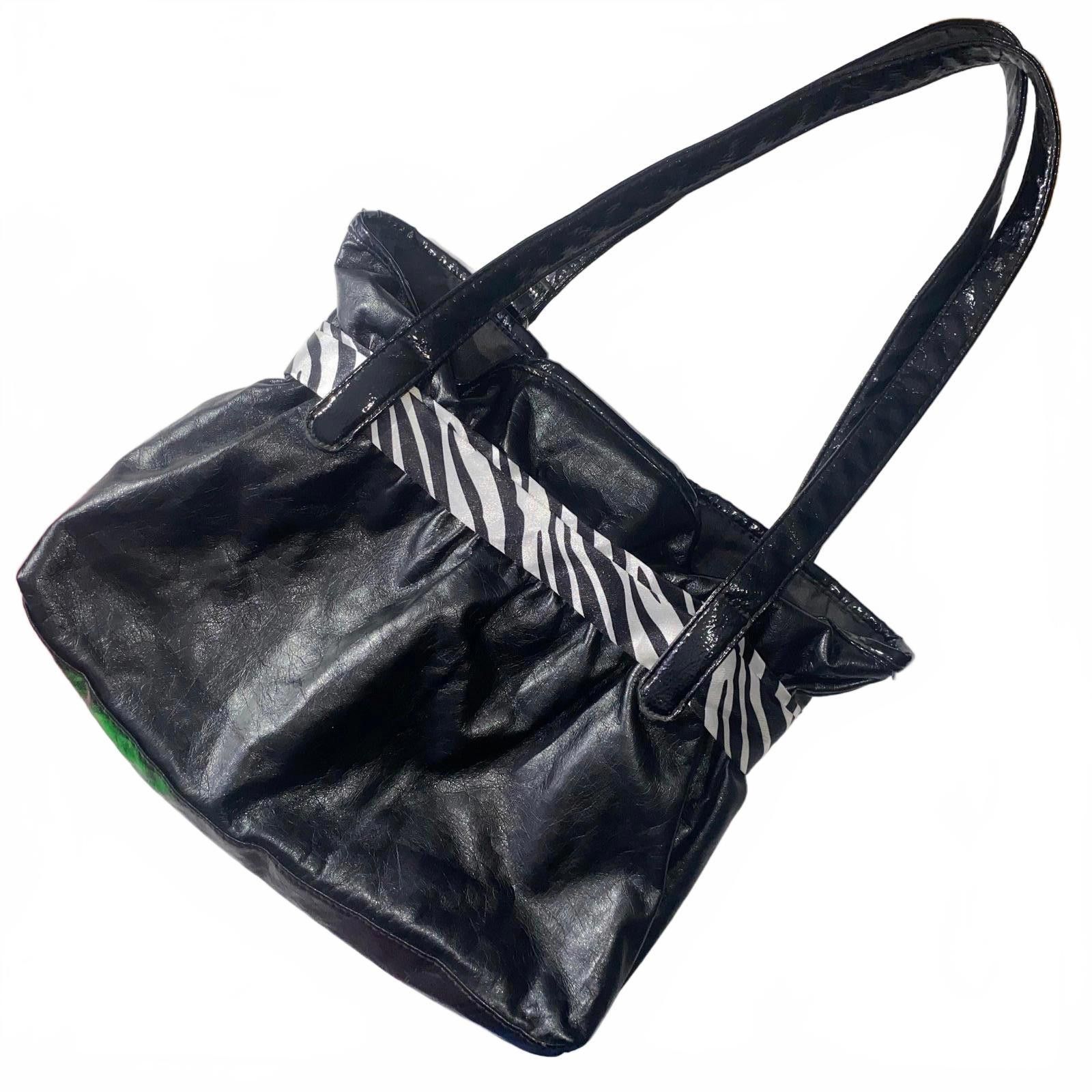Designer Y2K Black Faux Leather Shoulder Bag with Zebra Bow 2000 Size ONE SIZE - 2 Thumbnail