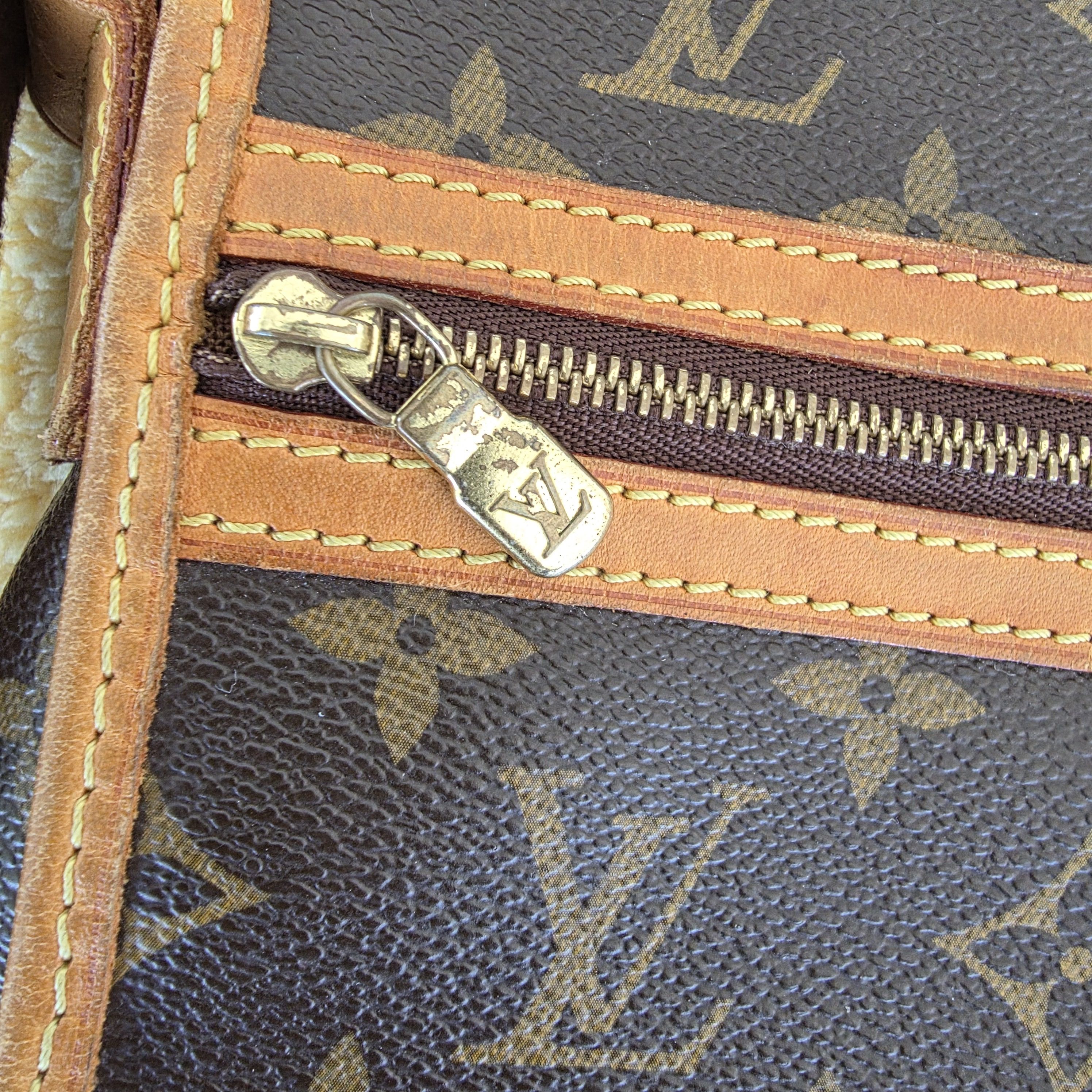 Louis Vuitton Louis Vuitton Monogram Bosphore PM Messenger Bag Size ONE SIZE - 8 Thumbnail