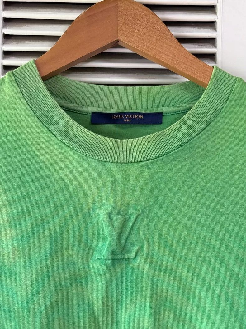 Louis Vuitton LOUIS VUITTON short sleeves Size US S / EU 44-46 / 1 - 3 Thumbnail