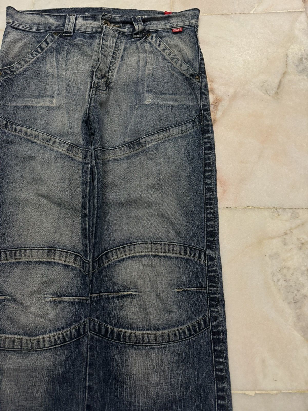 Japanese Brand BAGGY FLARE VINTAGE JAPANESE THRASHED JEANS 90s Size US 32 / EU 48 - 5 Thumbnail