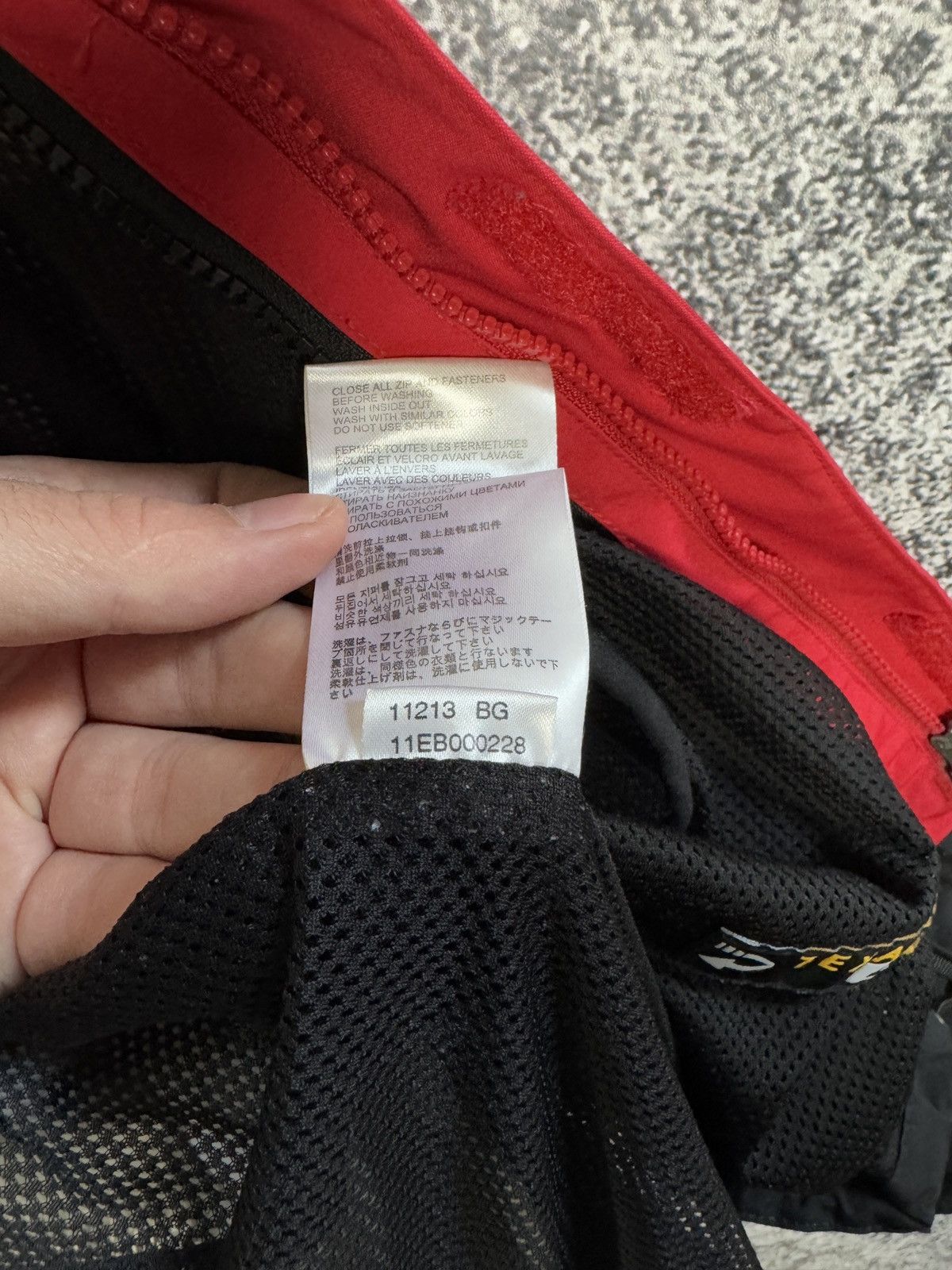Jack Wolfskin Men’s Jack Wolfskin Texapore Jacket Outdoor Trekking Size L Size US L / EU 52-54 / 3 - 14 Thumbnail