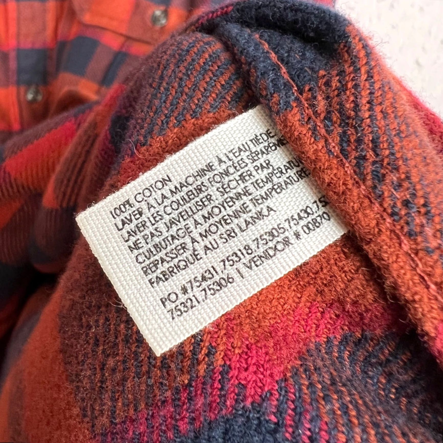 Club Monaco Club Monaco Red Checked Flannel Shirt Slim Fit Adult Large Long Sleeve Mens Size US L / EU 52-54 / 3 - 4 Thumbnail