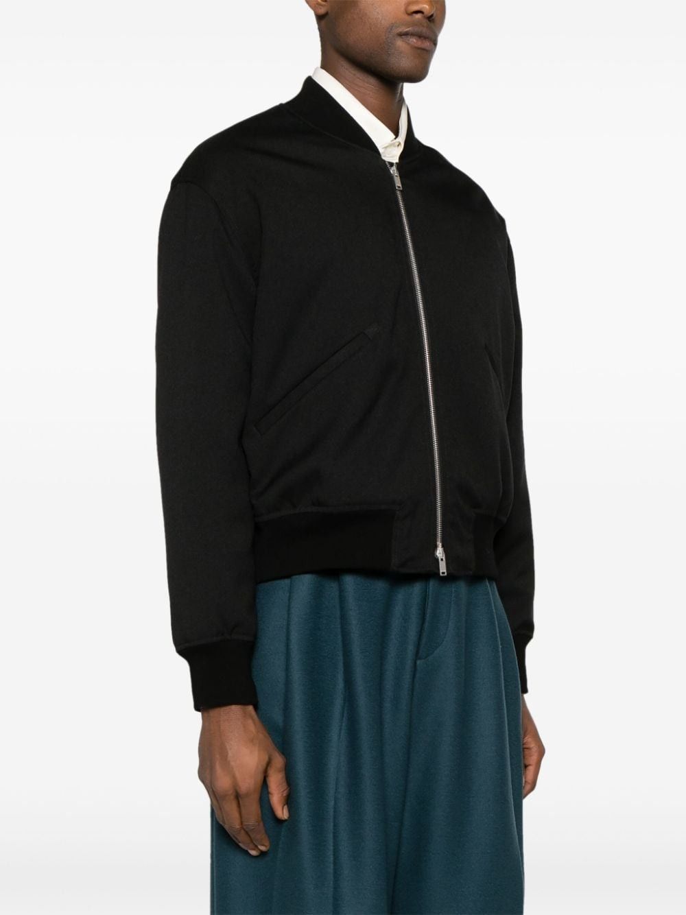 Jil Sander o1w1db10825 Bomber Jacket in Black Size US S / EU 44-46 / 1 - 3 Thumbnail