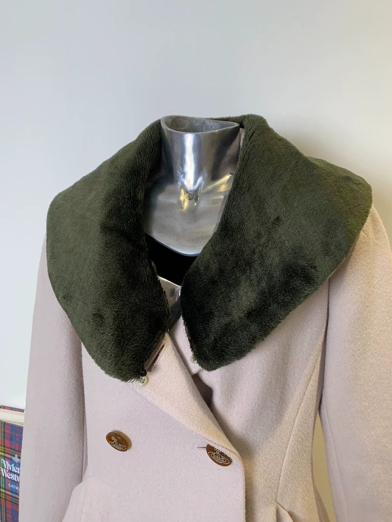 Vivienne Westwood Vivienne Westwood size2 American gray fur collar skirt coat Size M / US 6-8 / IT 42-44 - 6 Thumbnail
