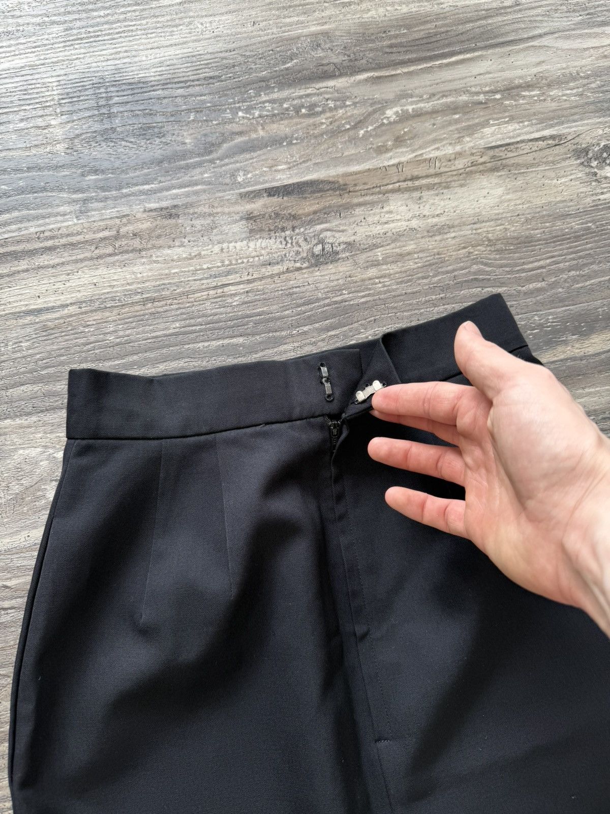 Dior Christian Dior Vintage 2 buttons Pencil Skirt Size 25" / US 0 / IT 36 - 4 Thumbnail