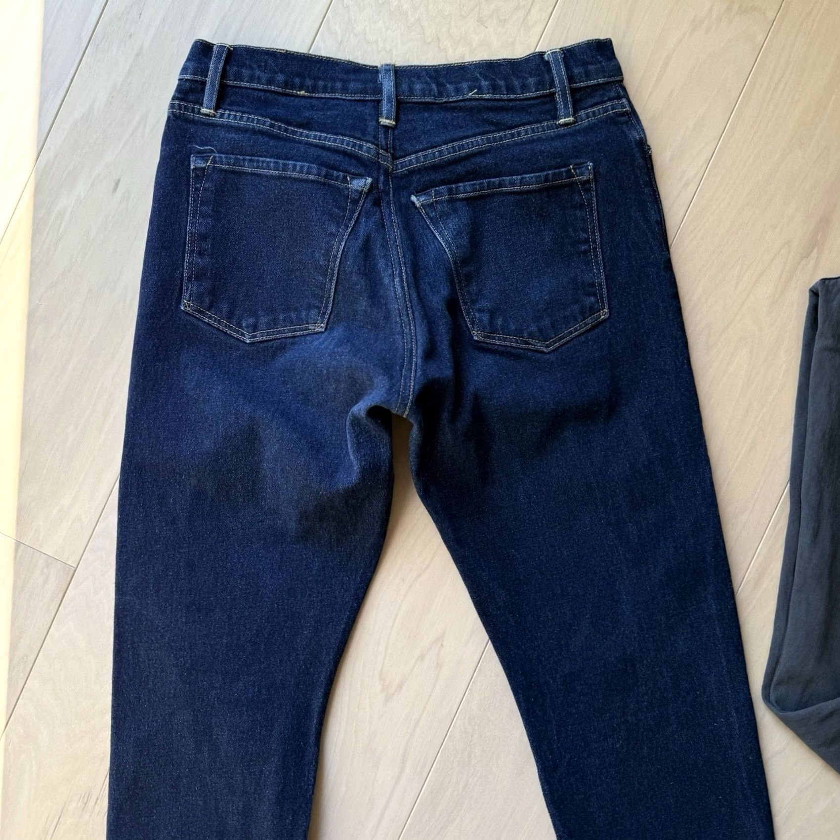 Flint And Tinder Flint and Tinder Jeans 30 Blue Dark Wash Denim Slim Fit Casual Men Jeans Denim 30 Inseam 31 Size US 30 / EU 46 - 6 Thumbnail