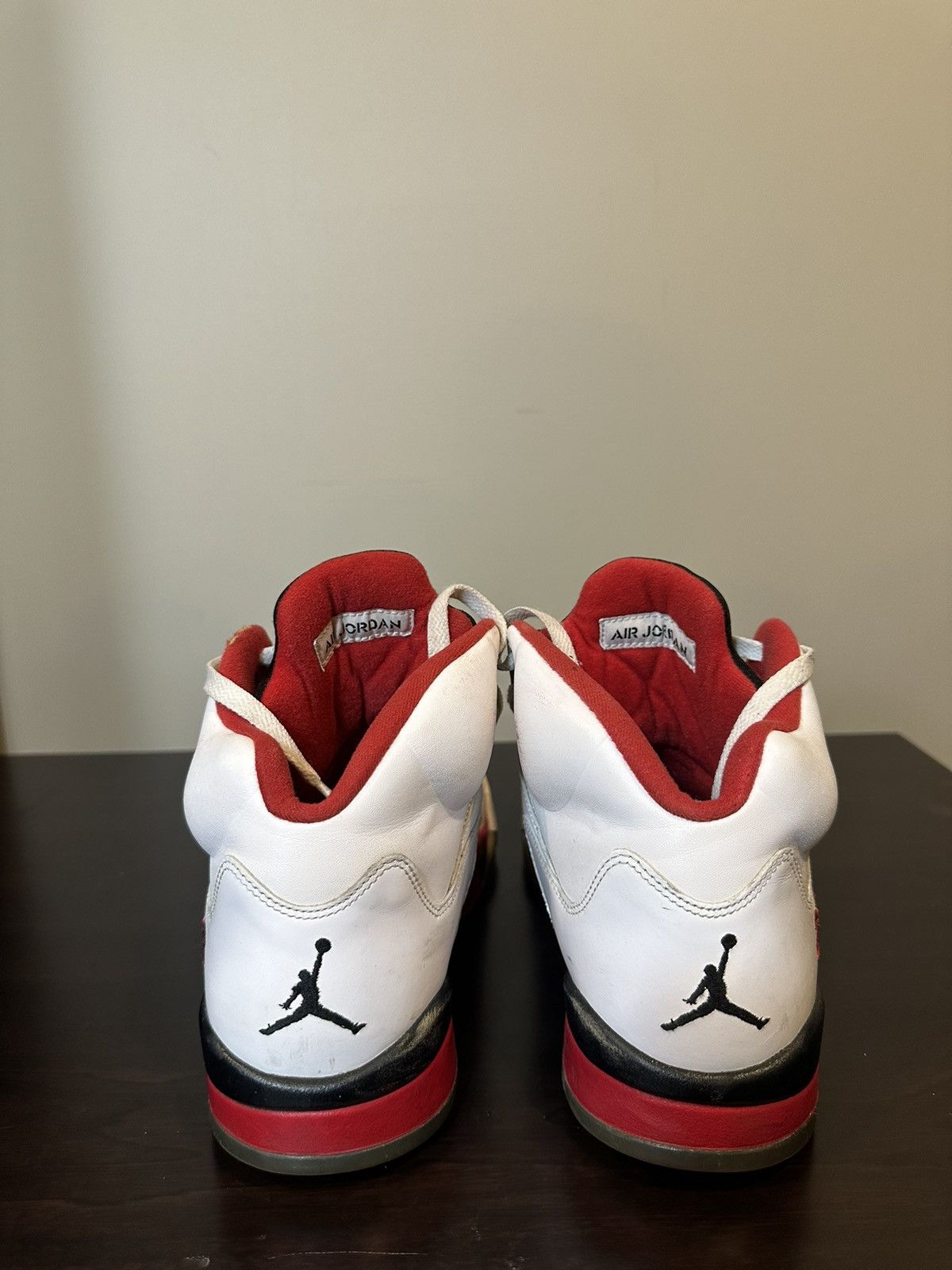 Jordan Brand × Nike Air Jordan 5 Retro 'Fire Red' 2013 Size US 11 / EU 44 - 3 Thumbnail