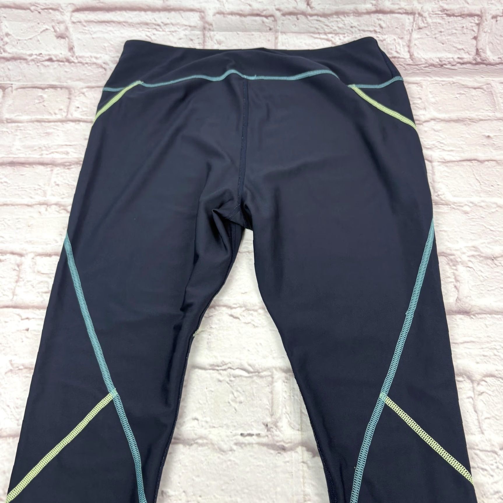 Puma PUMA Leggings Womens Large Black Running Compression Training 32x25 Skinny Inseam 25 Bold Logo Athletic Sport Womens Leggings Size 36" / US 14 / IT 50 - 4 Thumbnail