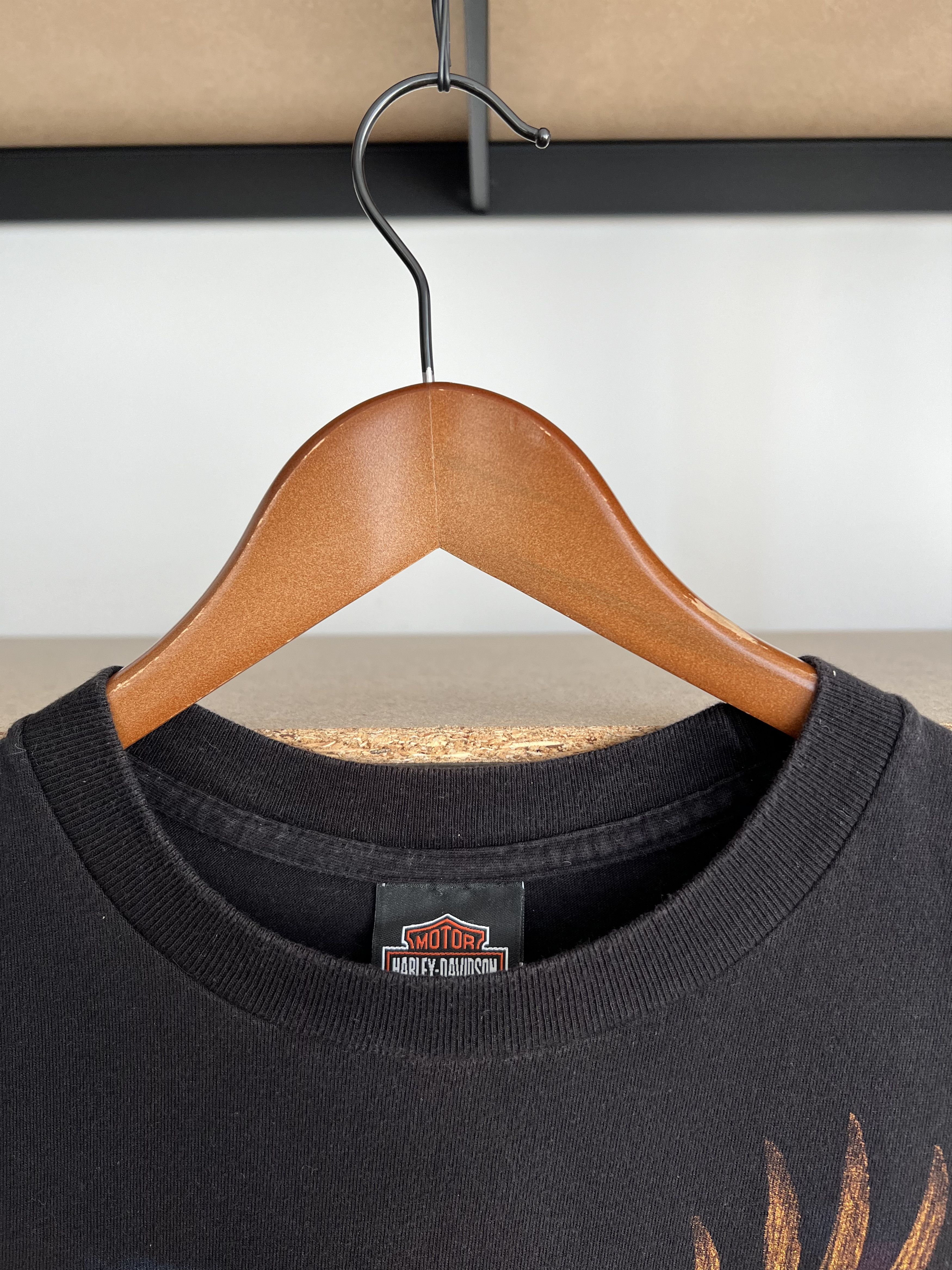 Harley Davidson Vintage 2009 Harley Davidson Dubai Eagle Black T-shirt Size US S / EU 44-46 / 1 - 8 Thumbnail