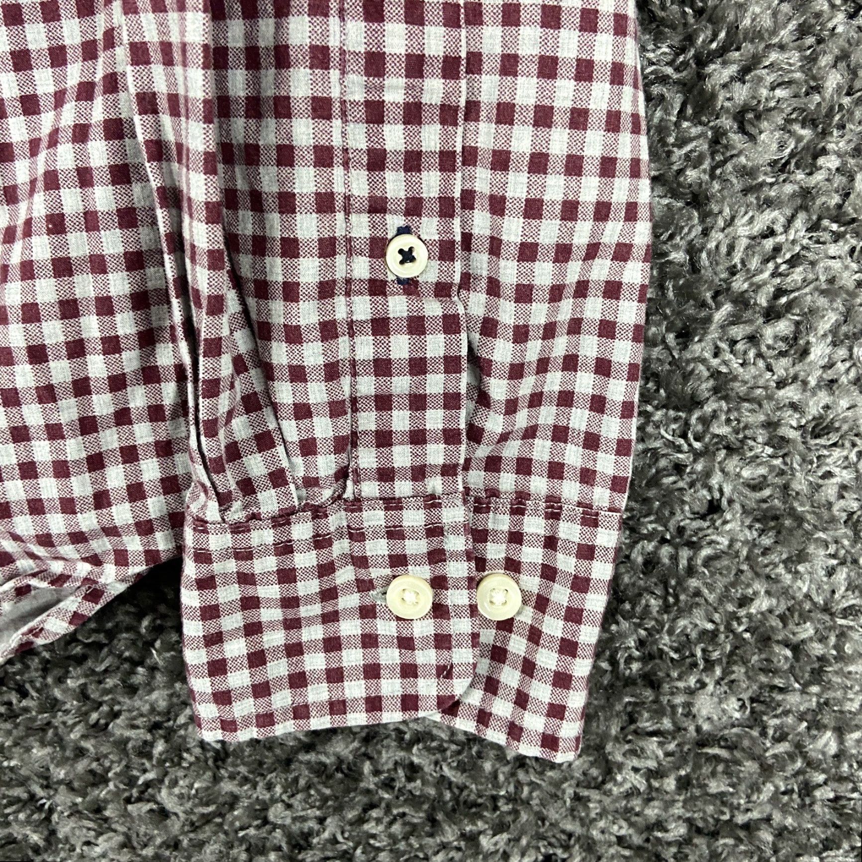 Tommy Hilfiger VINTAGE Tommy Hilfiger Shirt Adult Men L Red Plaid Long Sleeve Button-Up Mens L Size US L / EU 52-54 / 3 - 3 Thumbnail