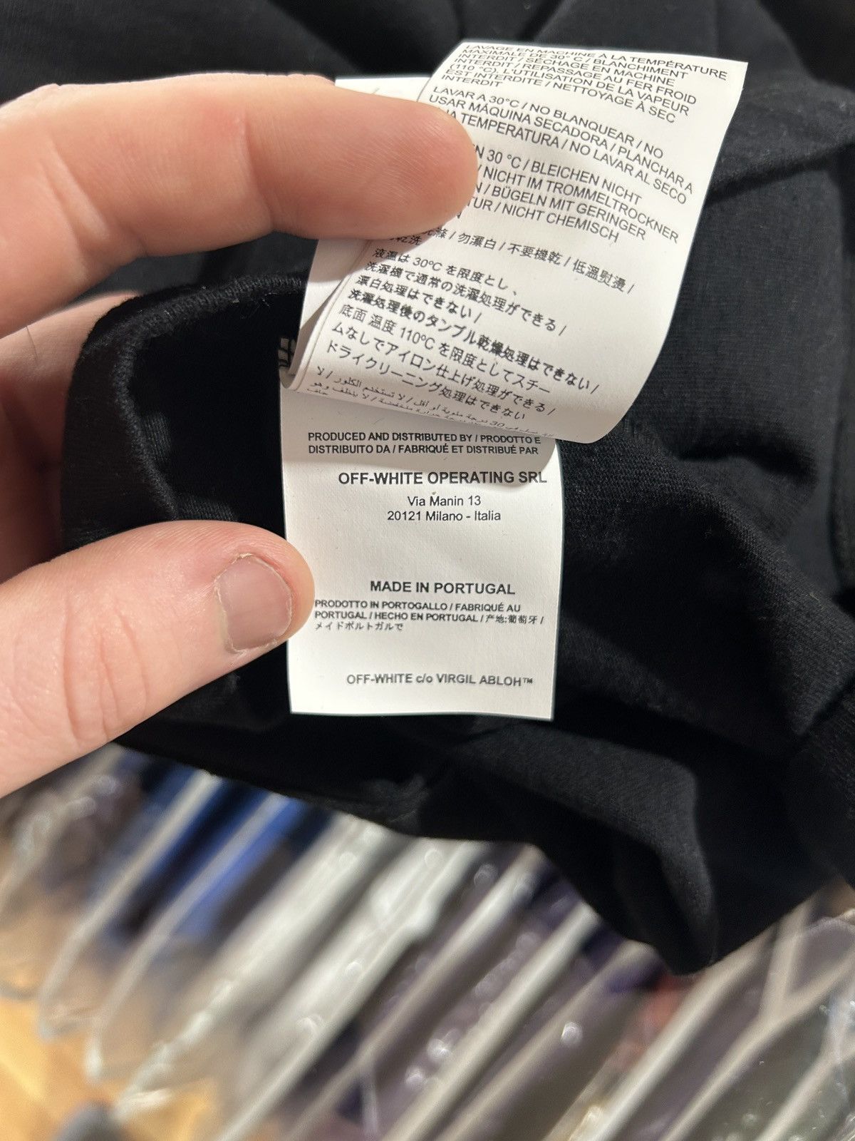 Off-White OFF-WHITE BUSINESS CASUAL ARROW TEE PREOWNED SIZE LARGE Size US L / EU 52-54 / 3 - 6 Thumbnail