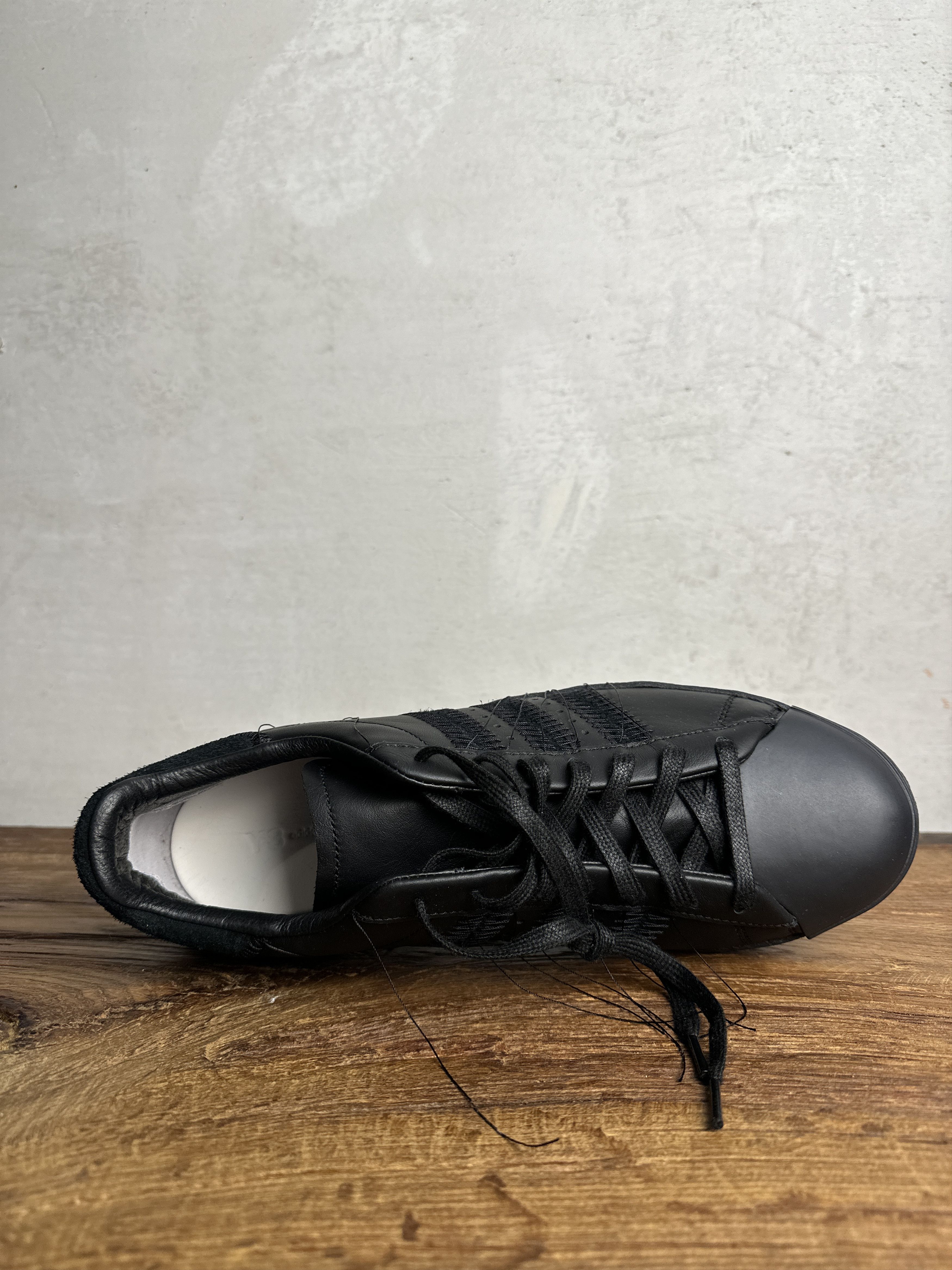Adidas Adidas x Y-3 Superstar 'Triple Black' Sneakers Size US 10 / EU 43 - 11 Thumbnail