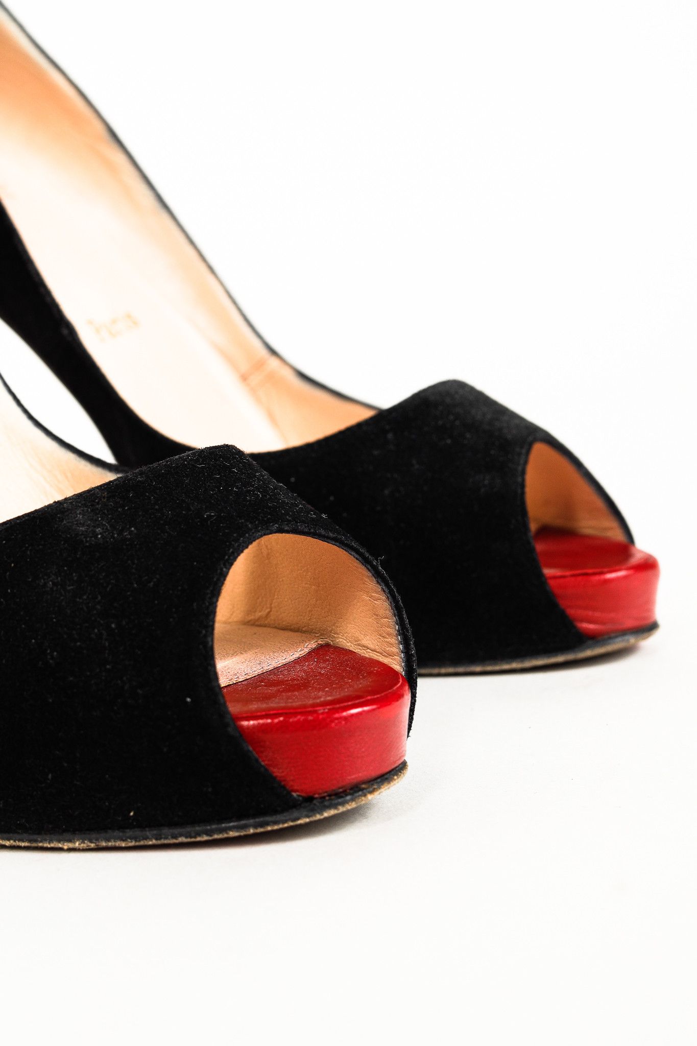 Christian Louboutin Christian Louboutin Very Prive Veau Velours Peep-Toe Pumps Size US 8.5 / IT 38.5 - 7 Thumbnail