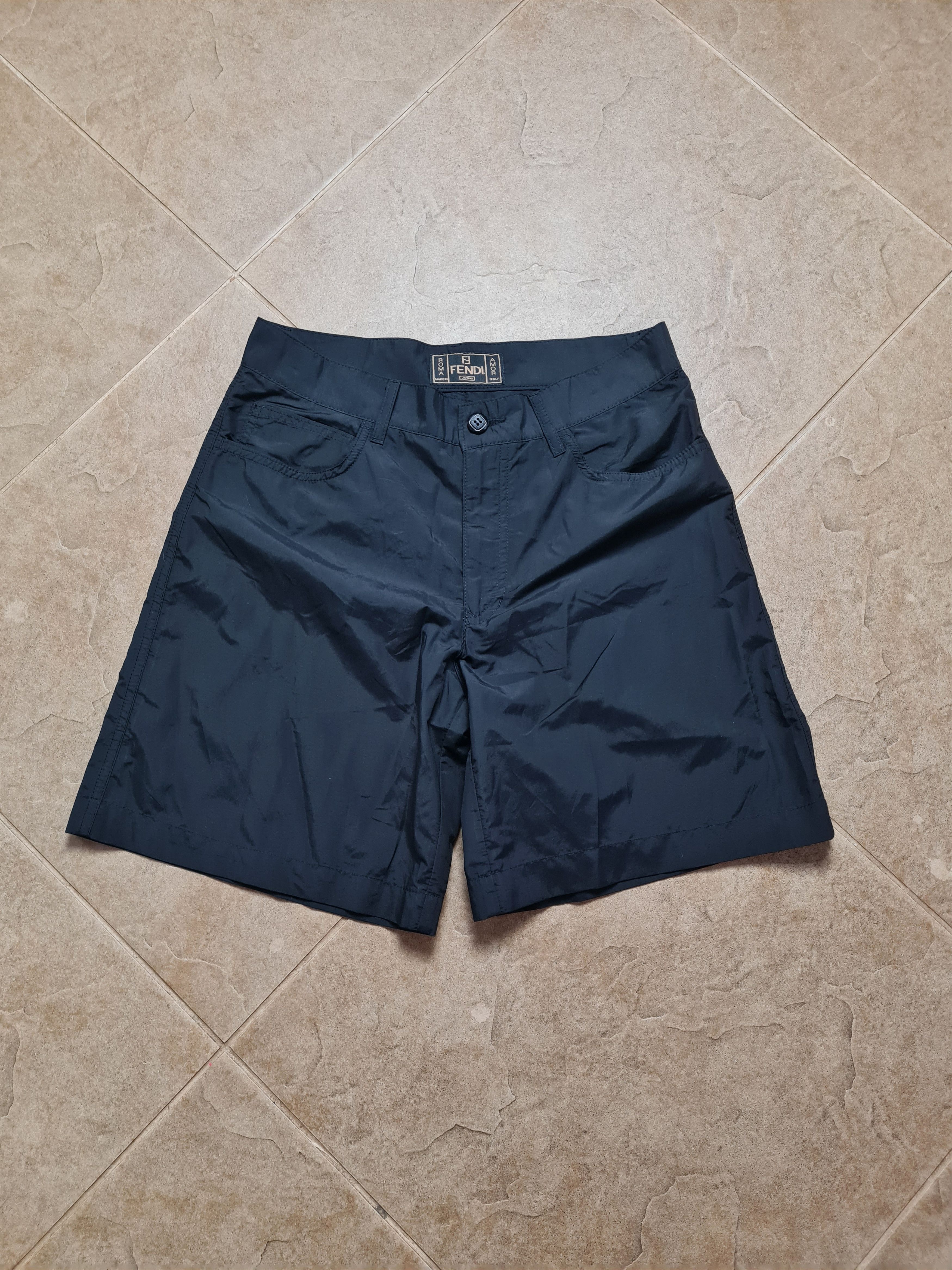 Fendi Women's FENDI Bermuda Shorts Black Italy Tessuto/Fabric Size 30" / US 8 / IT 44 - 9 Thumbnail
