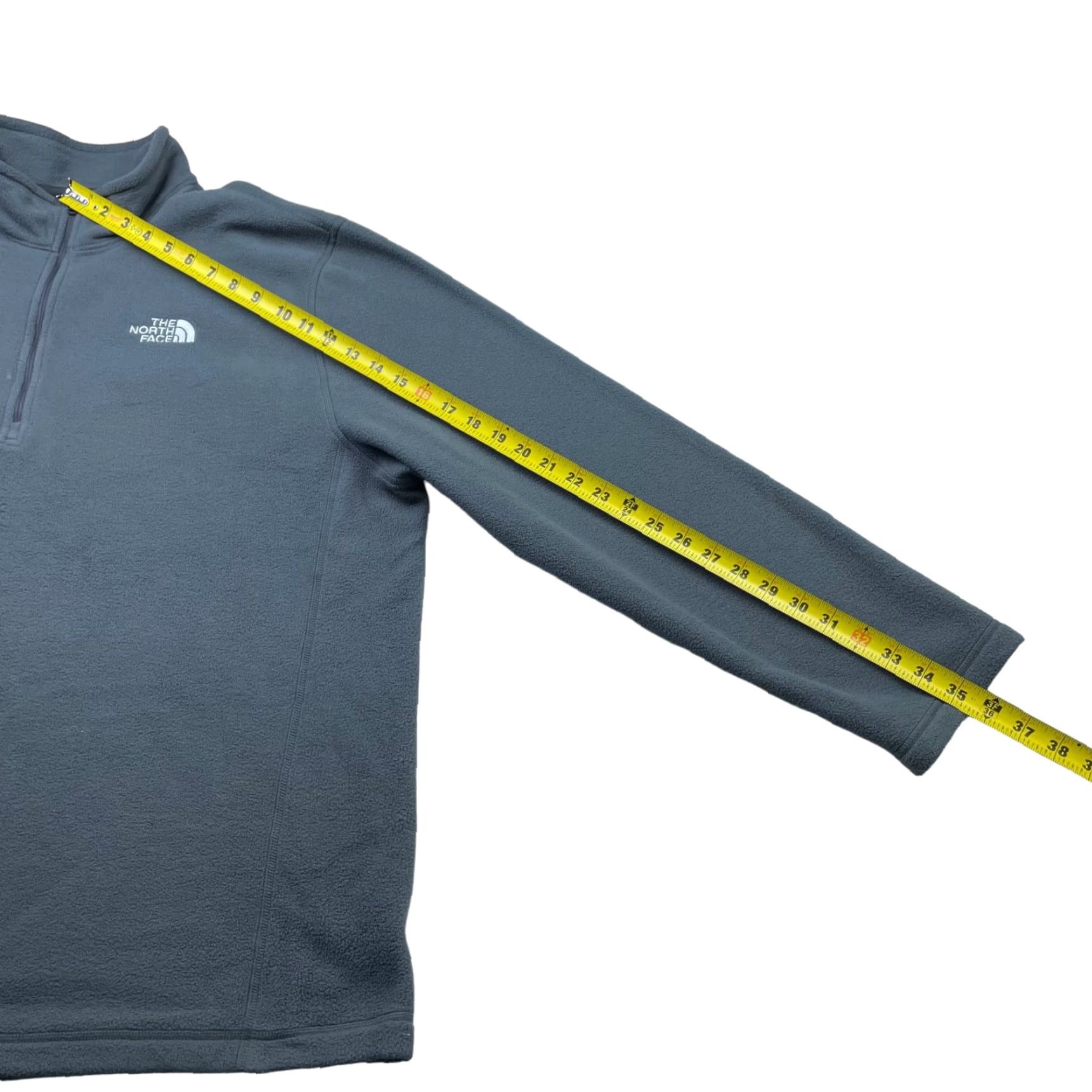 The North Face The North Face Men’s 1/4 Zip Fleece Pullover Gray 2XL Mens Regular Solid 1/4 Zip Pullover Activewear Jacket? Size US XXL / EU 58 / 5 - 6 Thumbnail