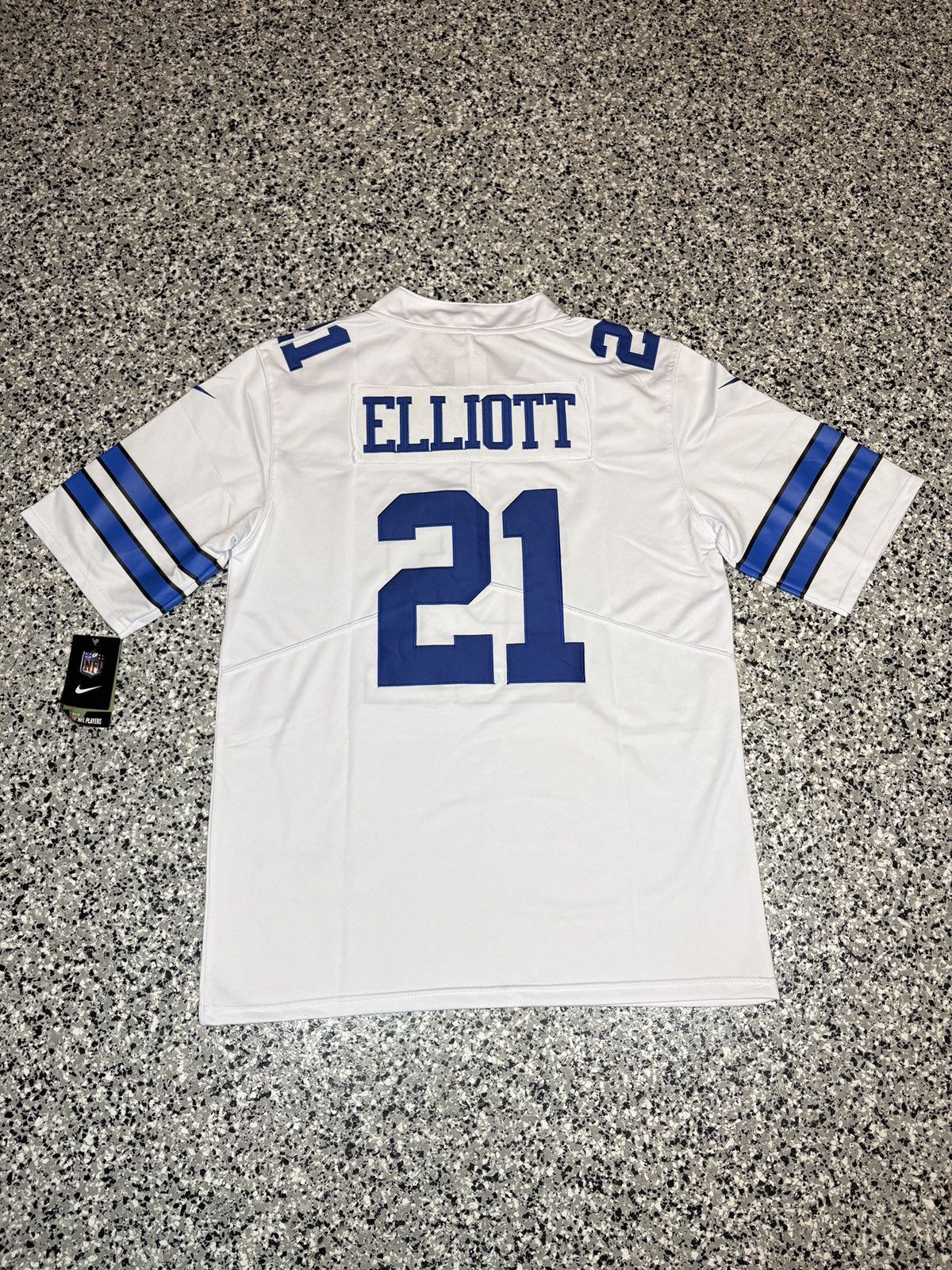 NFL Brand New Nike Dallas Cowboys “ELLIOTT #21” Jersey Size M Size US M / EU 48-50 / 2 - 2 Thumbnail