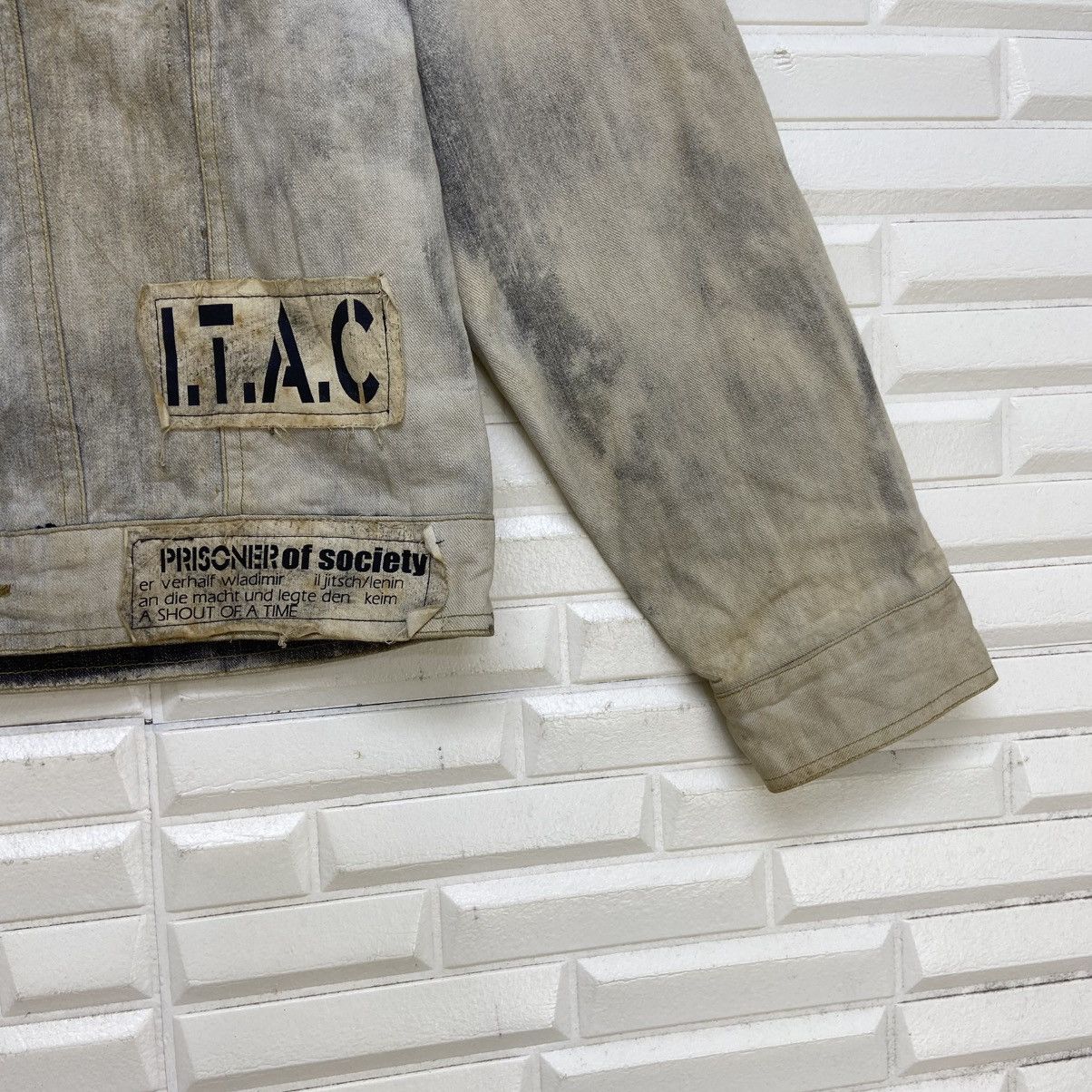 In The Attic Skull Prisoners Punk Street Fashion Distressed Denim Trucker Size US S / EU 44-46 / 1 - 6 Thumbnail