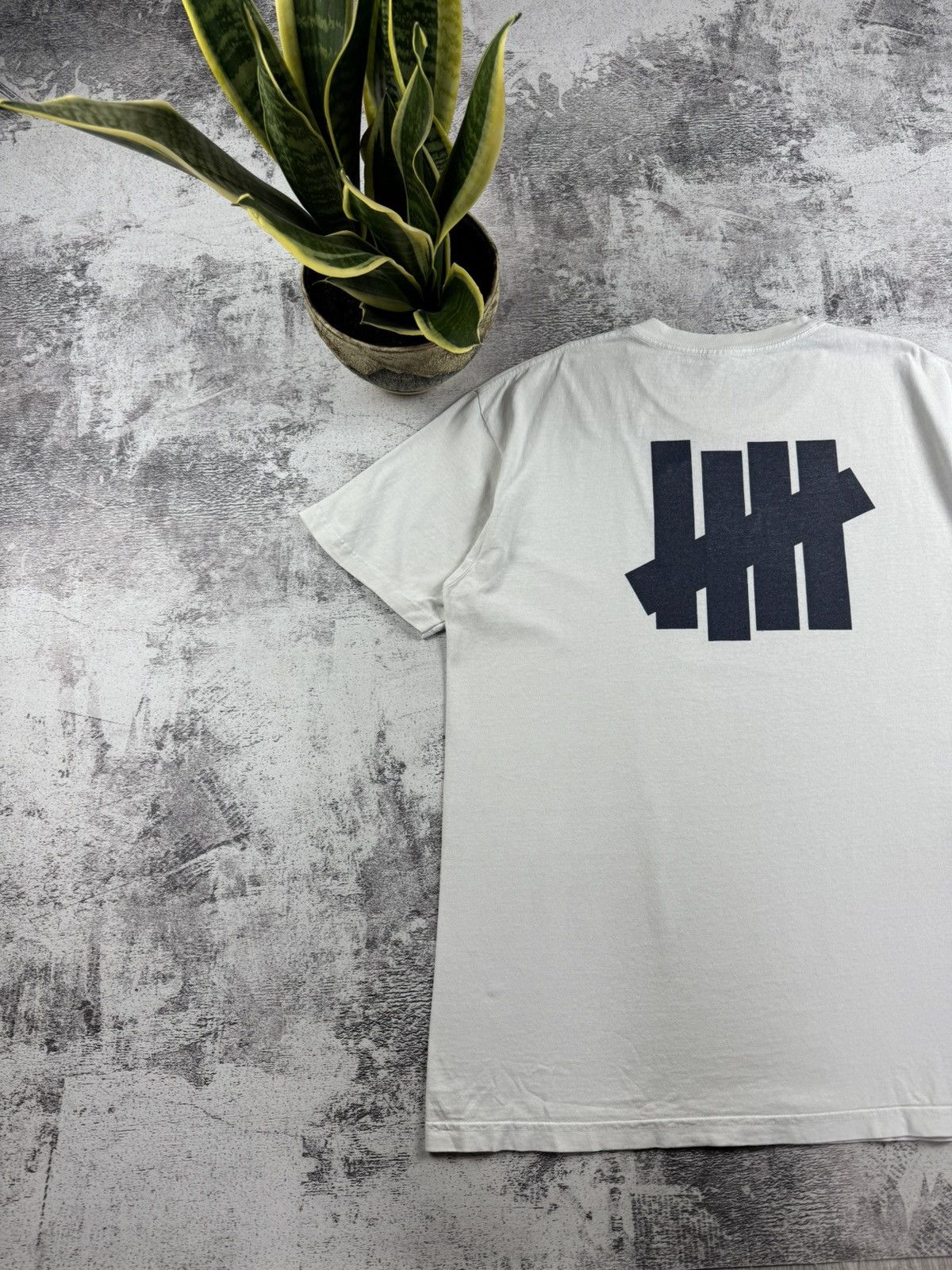 Undefeated Undefeated Undftd Rap Hip Hop Skateboard Jersey T Shirt Tee Size US L / EU 52-54 / 3 - 3 Thumbnail