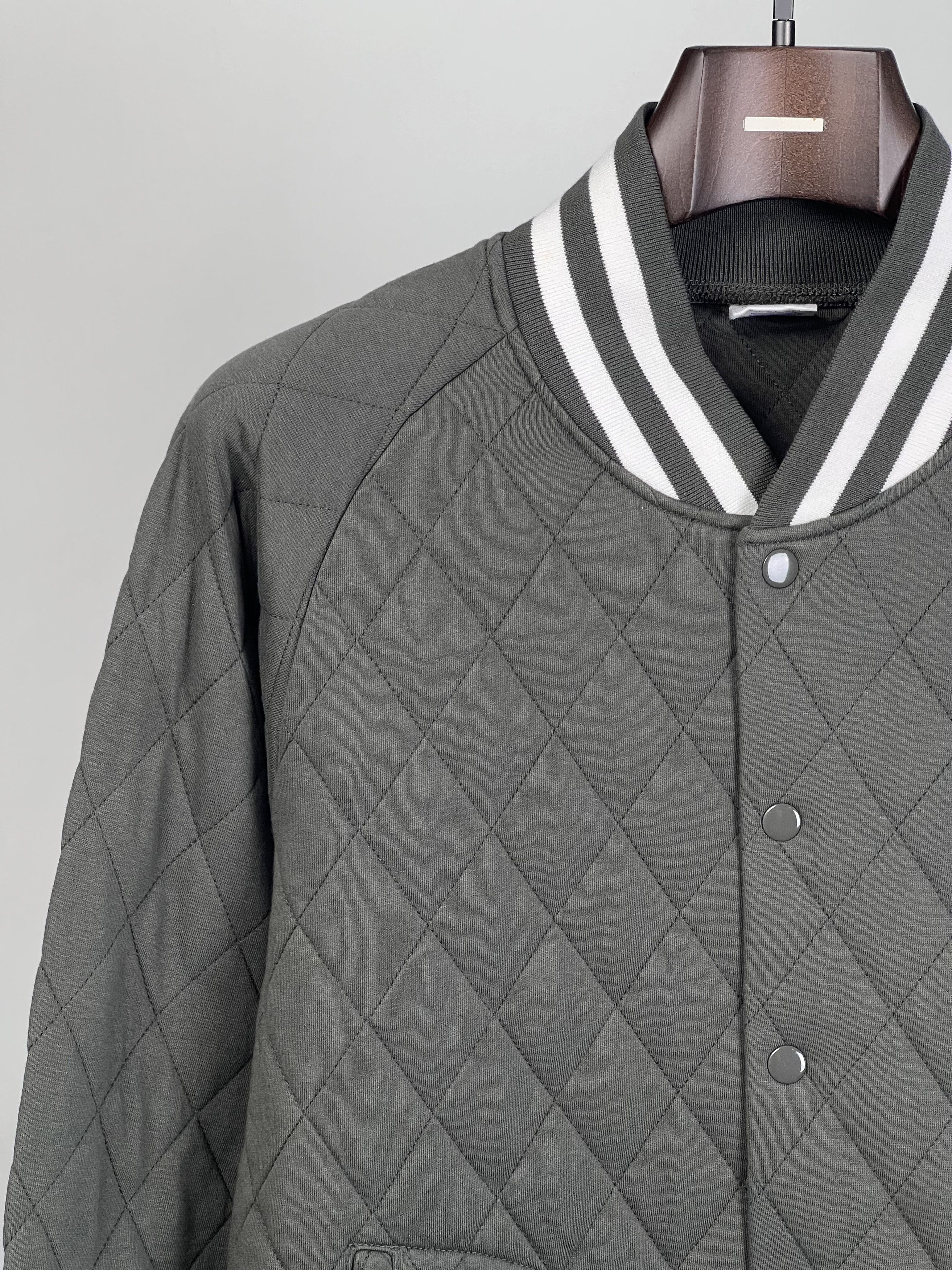 Champion Brand New Quilted Jacket Cotton C8-J009 Size US L / EU 52-54 / 3 - 7 Thumbnail